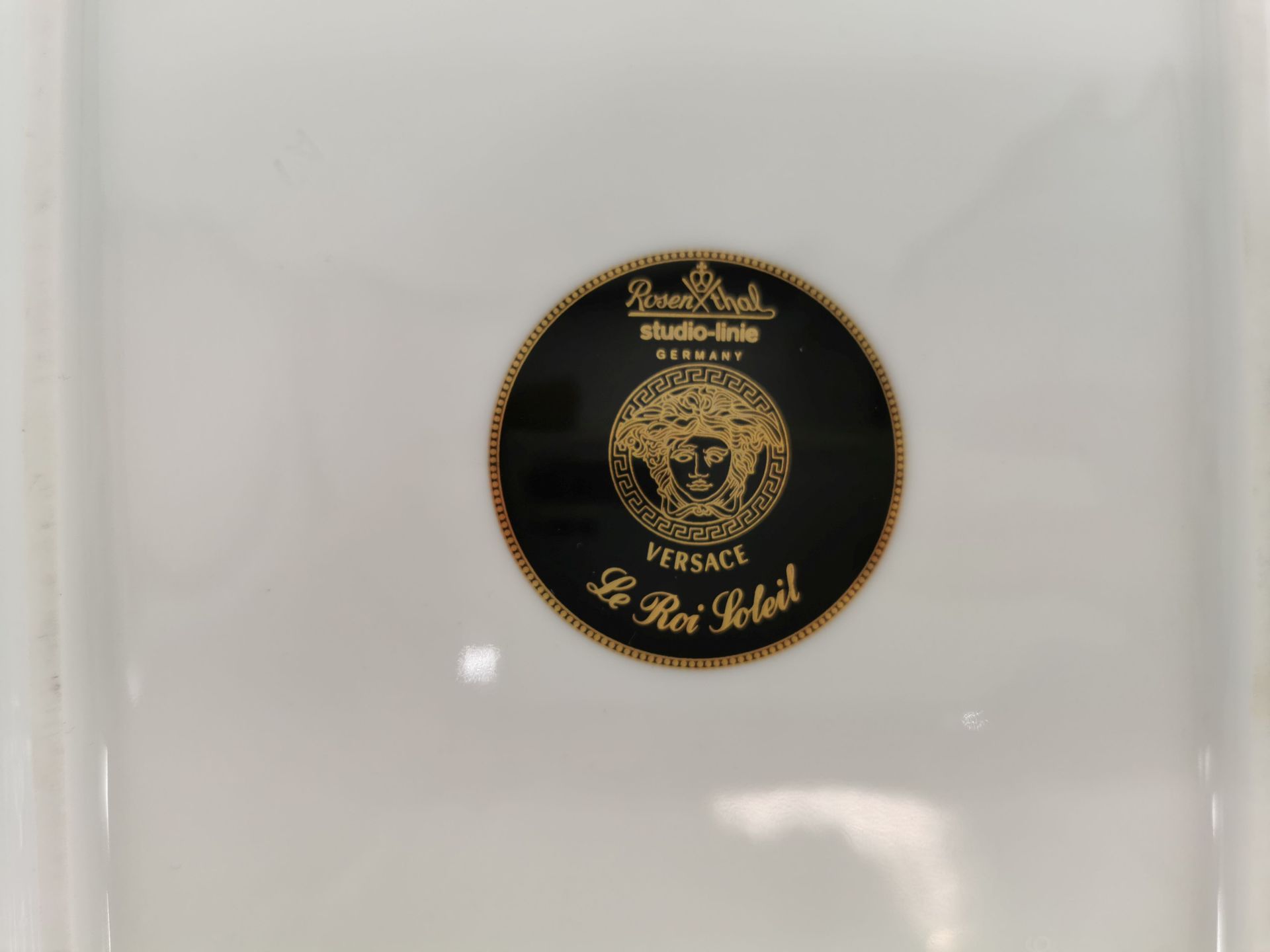 2 VERSACE PLATES  - Image 4 of 4