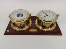 SCHIFFSBAROMETER UND -UHR