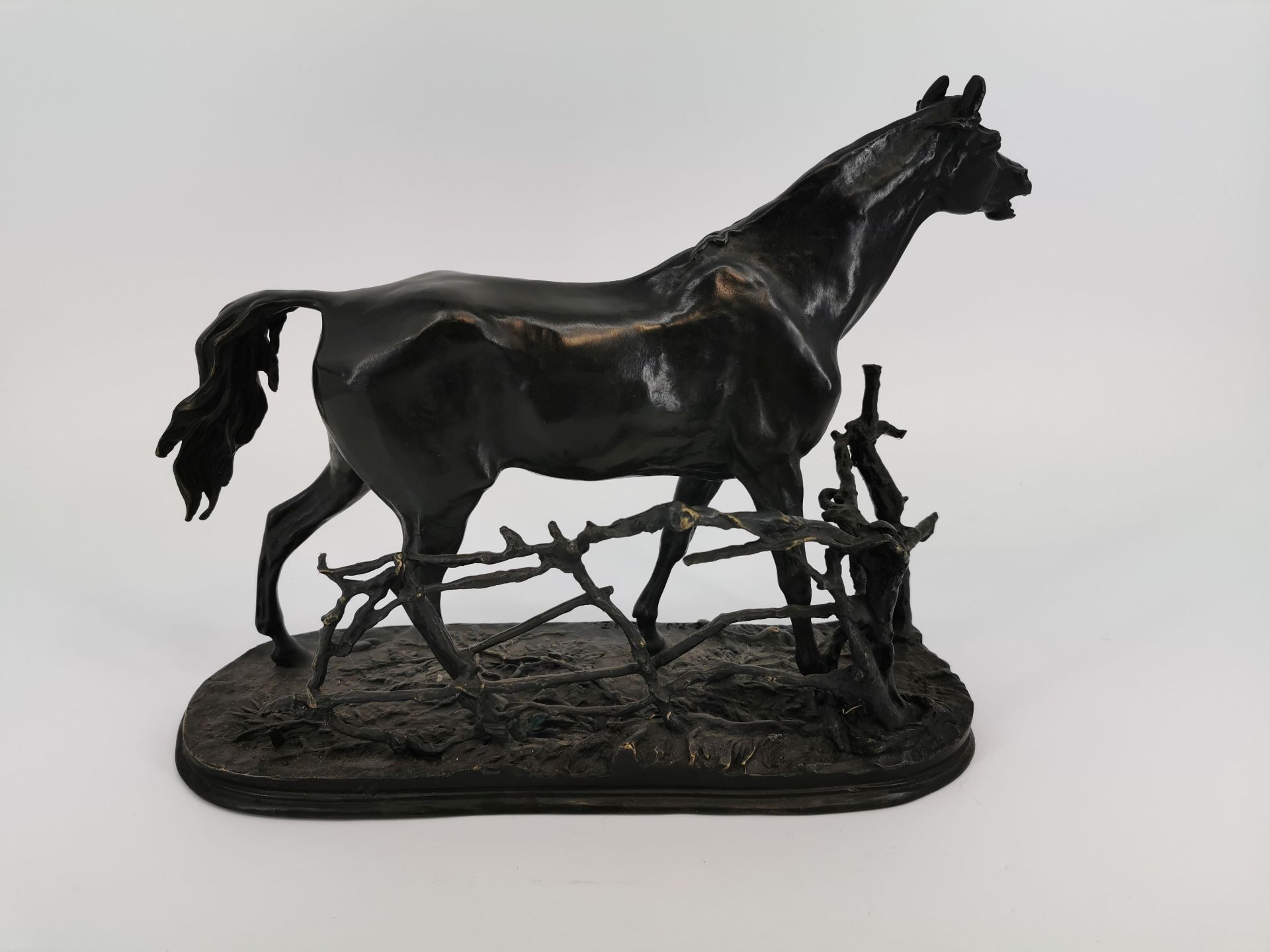 SCULPTURE - HORSE - Image 3 of 4