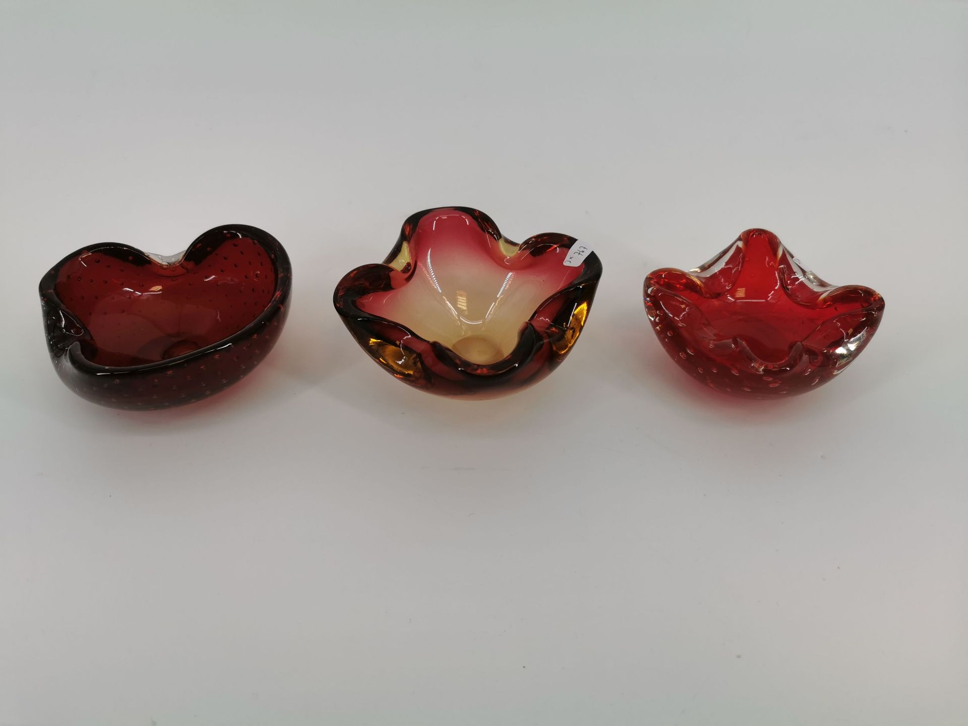 3 MURANO - GLASS BOWLS - Image 3 of 3