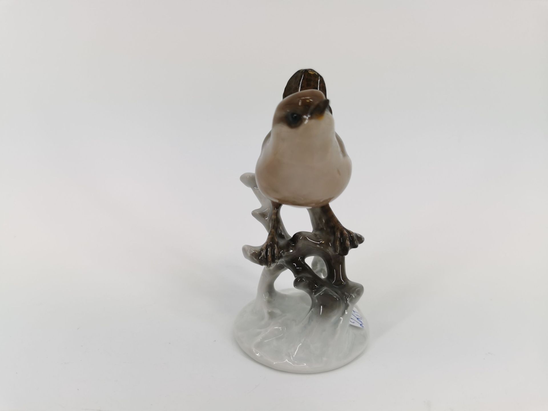 PORCELAIN FIGURE - Image 2 of 5