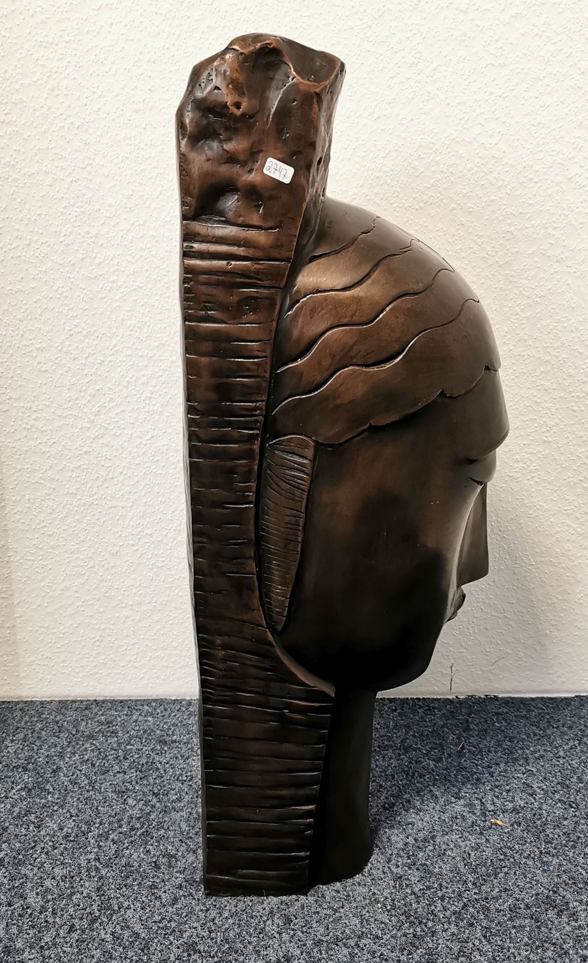 SCULPTURE - HEAD OF A WOMAN - Image 4 of 4