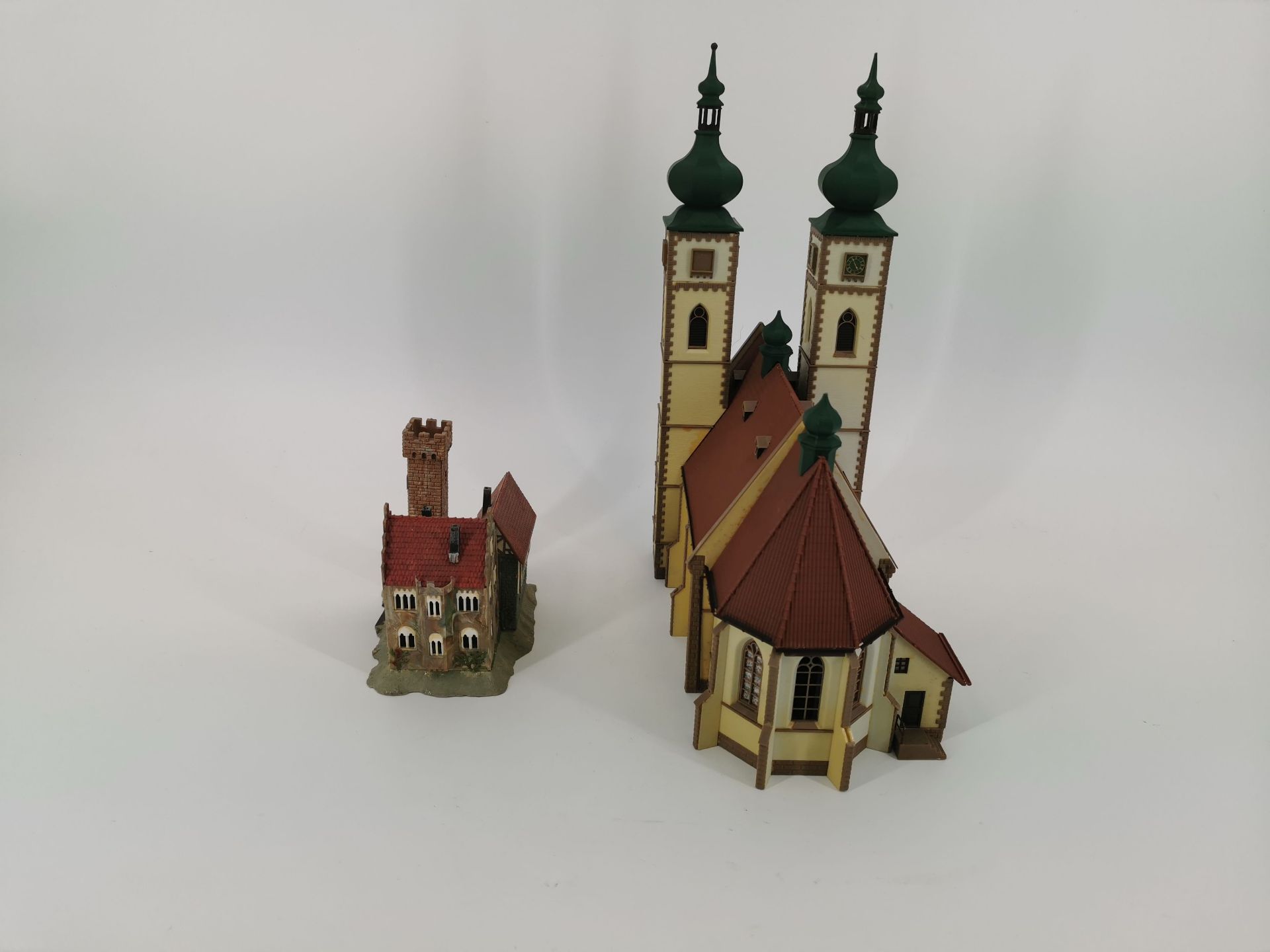 MODEL RAILWAY ACCESSORIES - Image 4 of 5