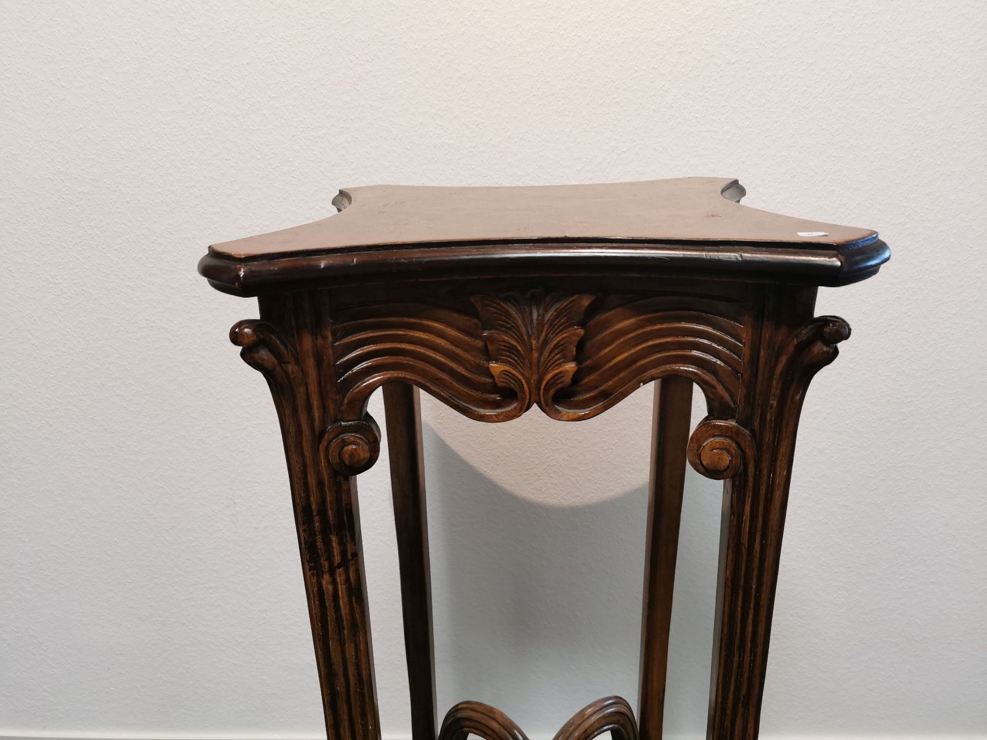 TABLE / SIDE TABLE / FLOWER STAND, circa 1900. Square, curved and slightly protruding top with - Image 3 of 3