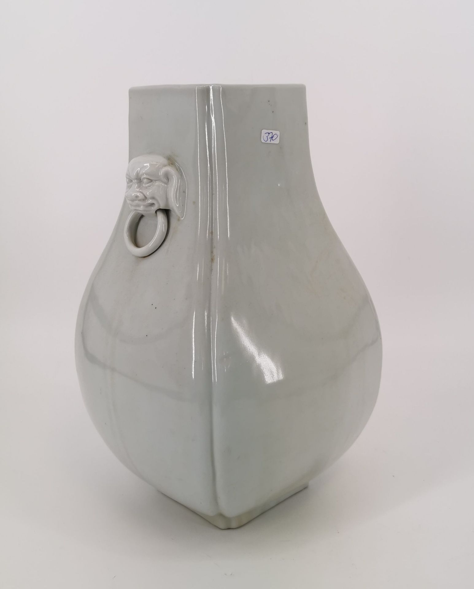 BLANC DE CHINE VASE - Image 3 of 5