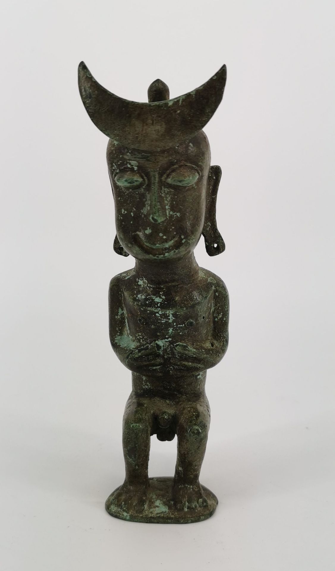 BRONZE FIGURE "CROUCHING MAN" - Image 2 of 5