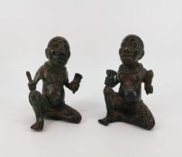 BENIN - SKULPTUREN "SITZENDE"