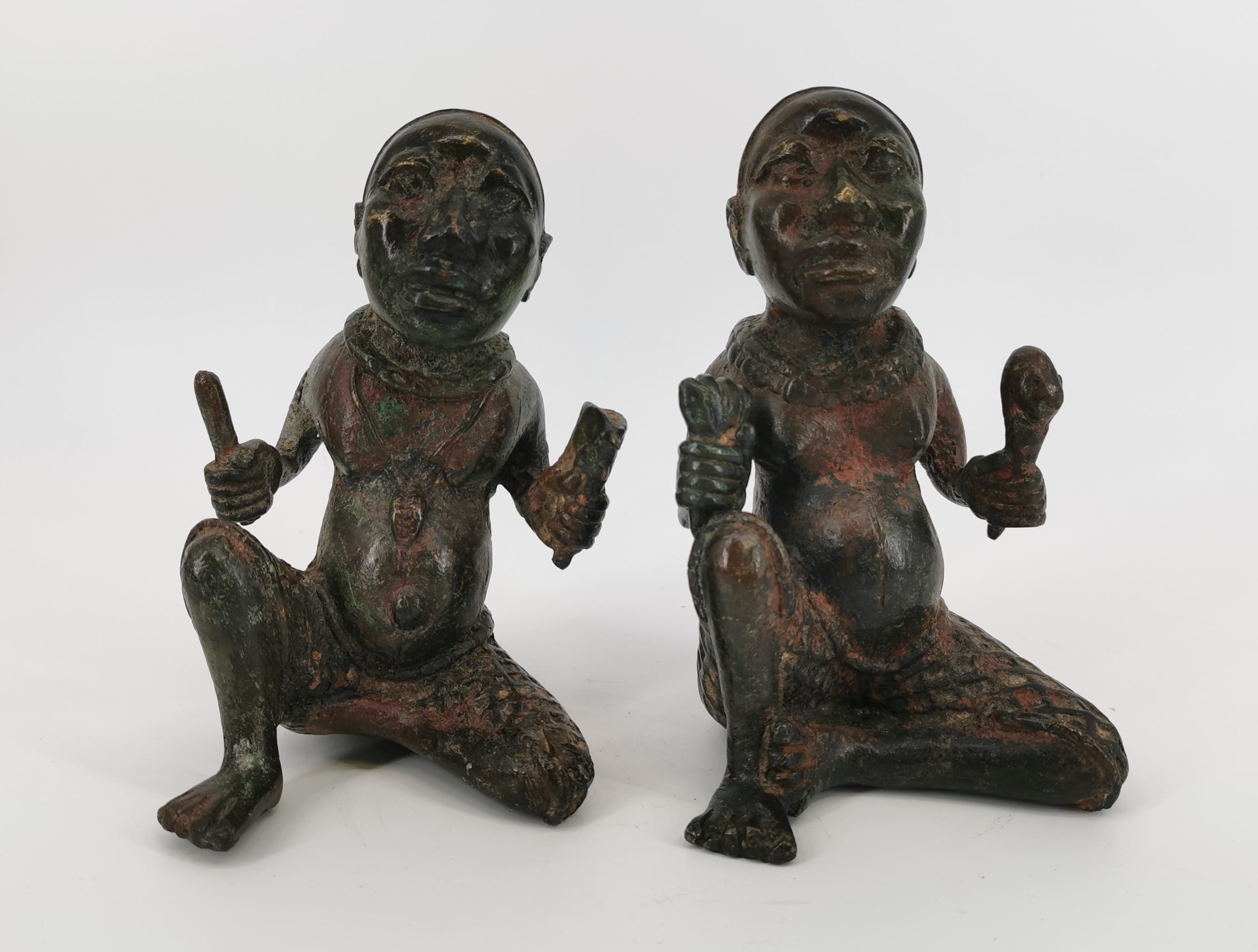 BENIN SCULPTURES "SITTING MEN" - Image 5 of 6