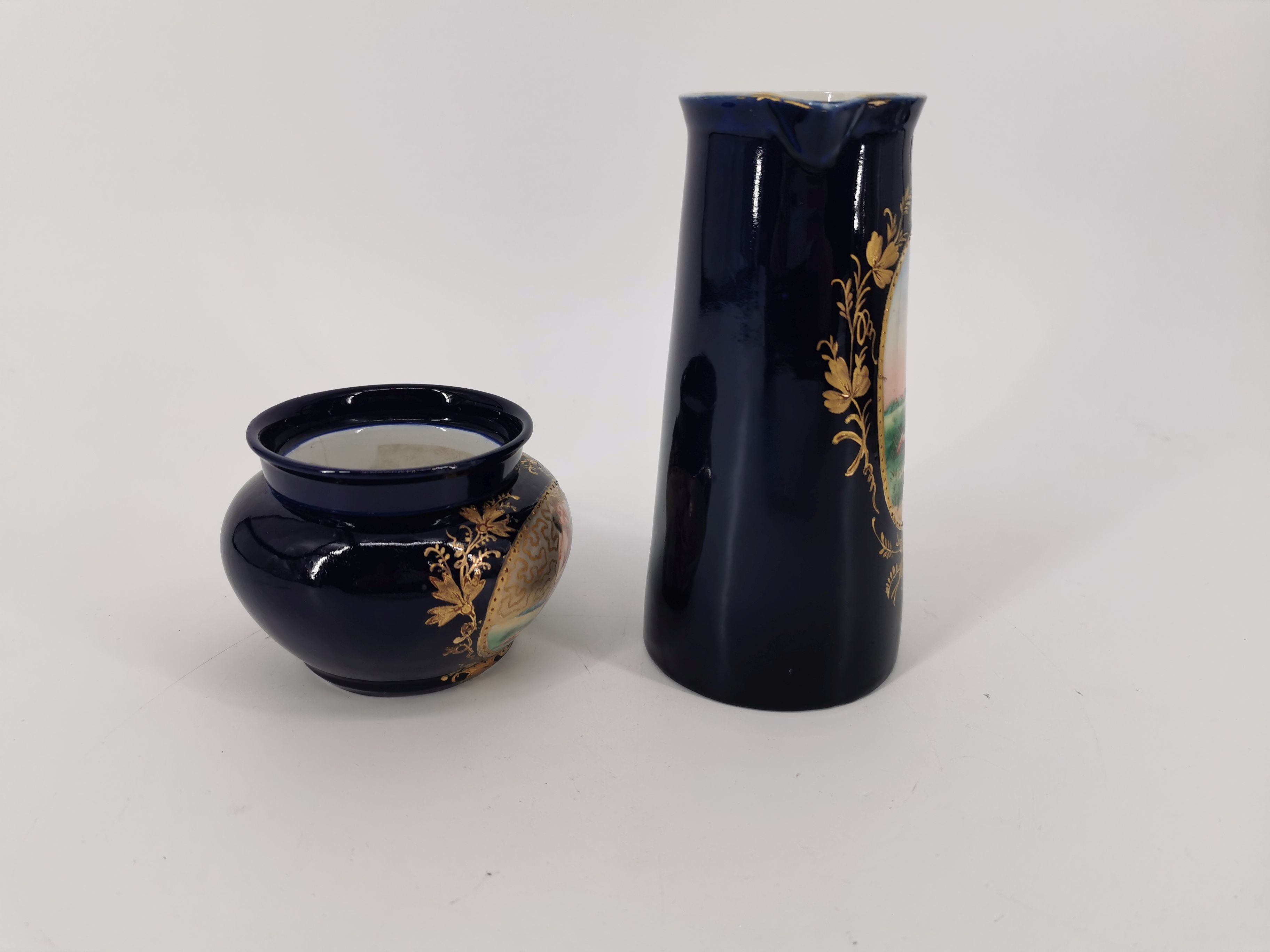 POT AND VASE - Image 2 of 4