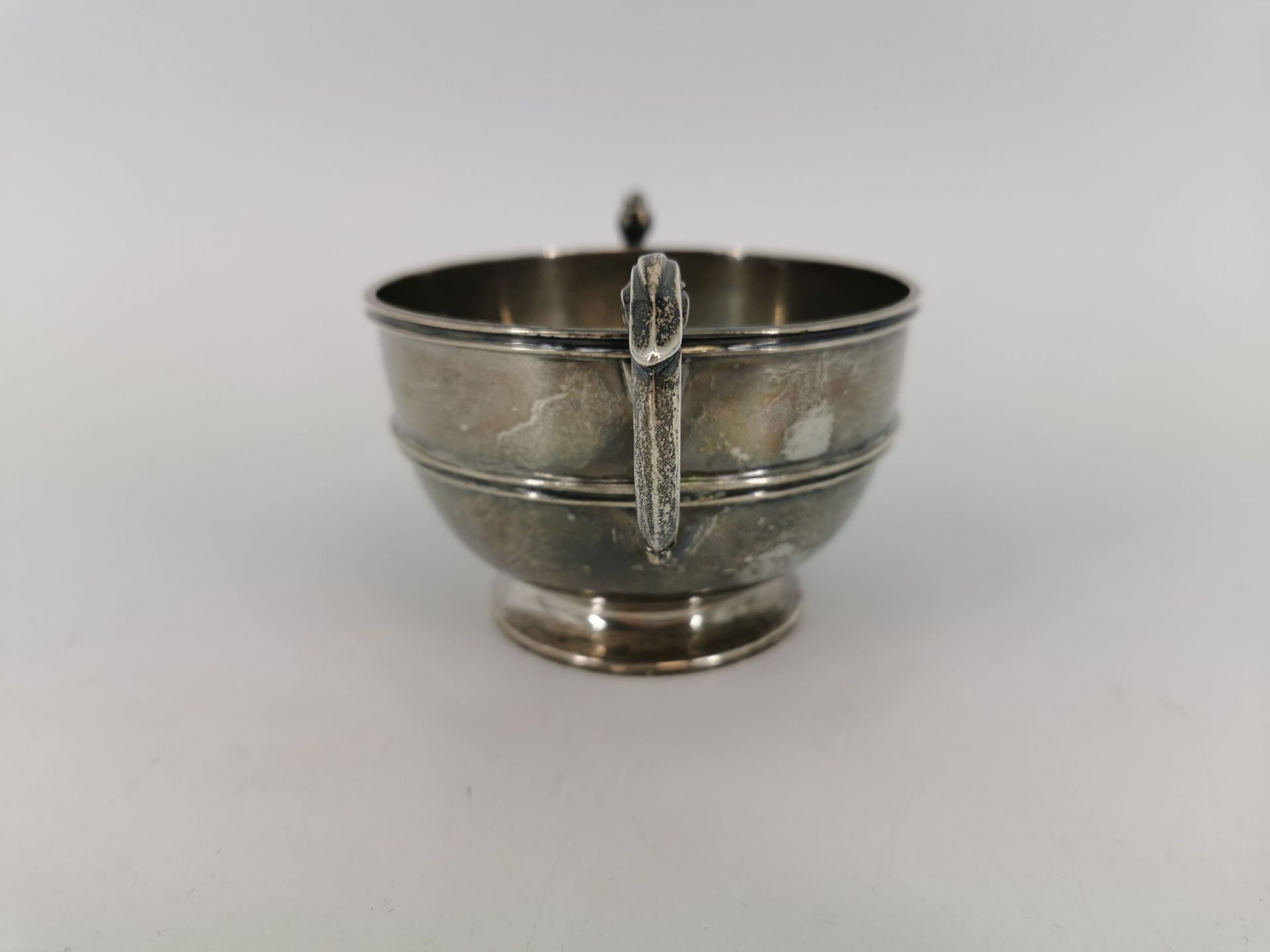 HANDLED BOWL  - Image 3 of 7