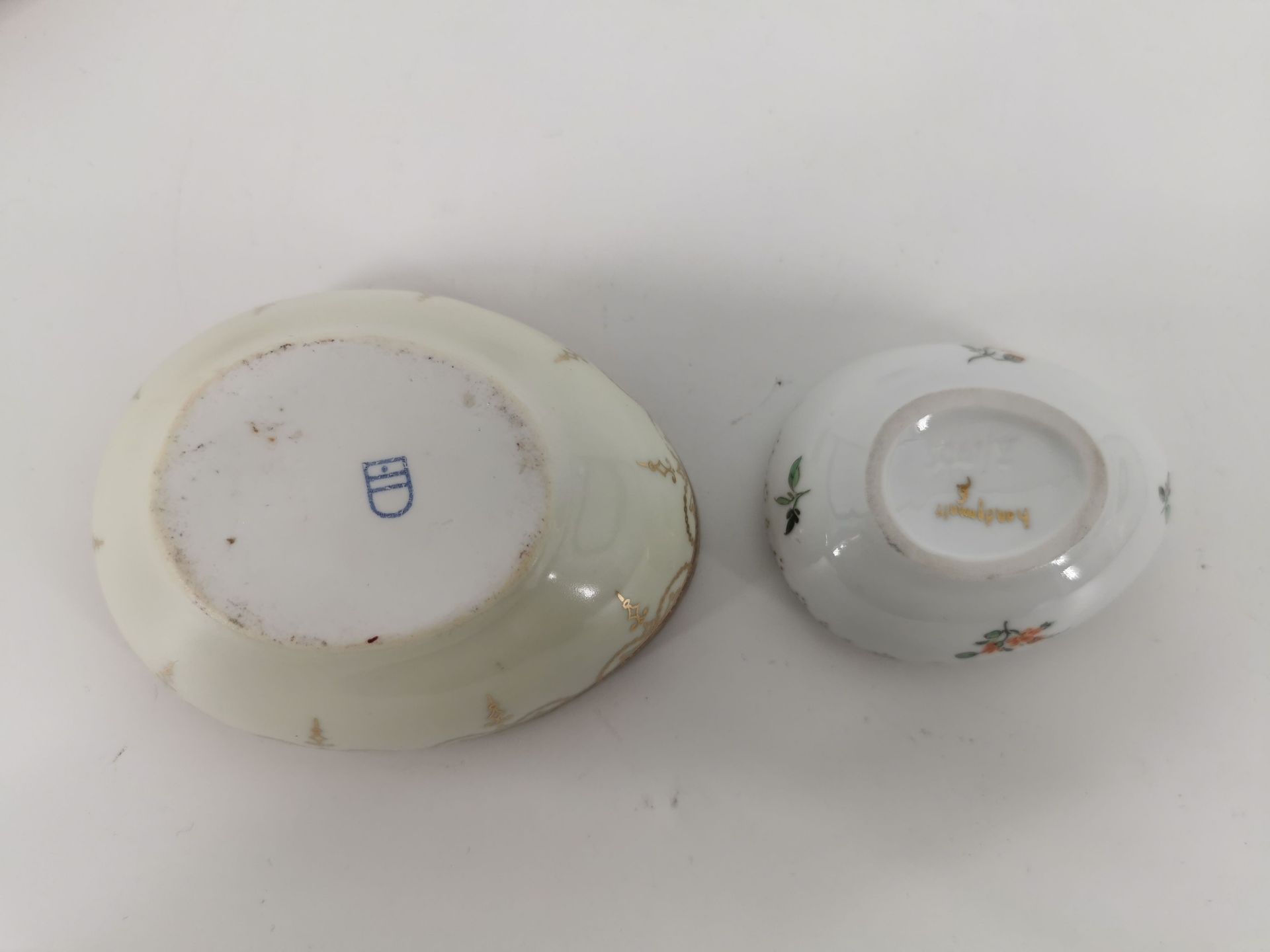 TWO OVOID LIDDED BOXES - Image 5 of 5