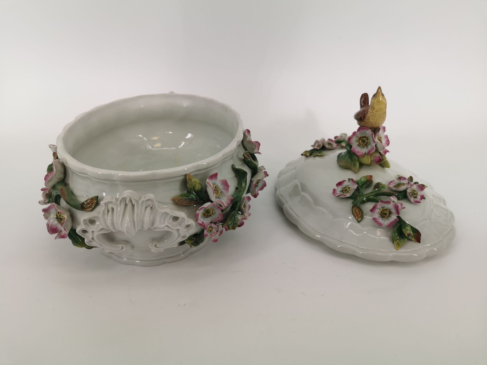 TUREEN - Image 2 of 5