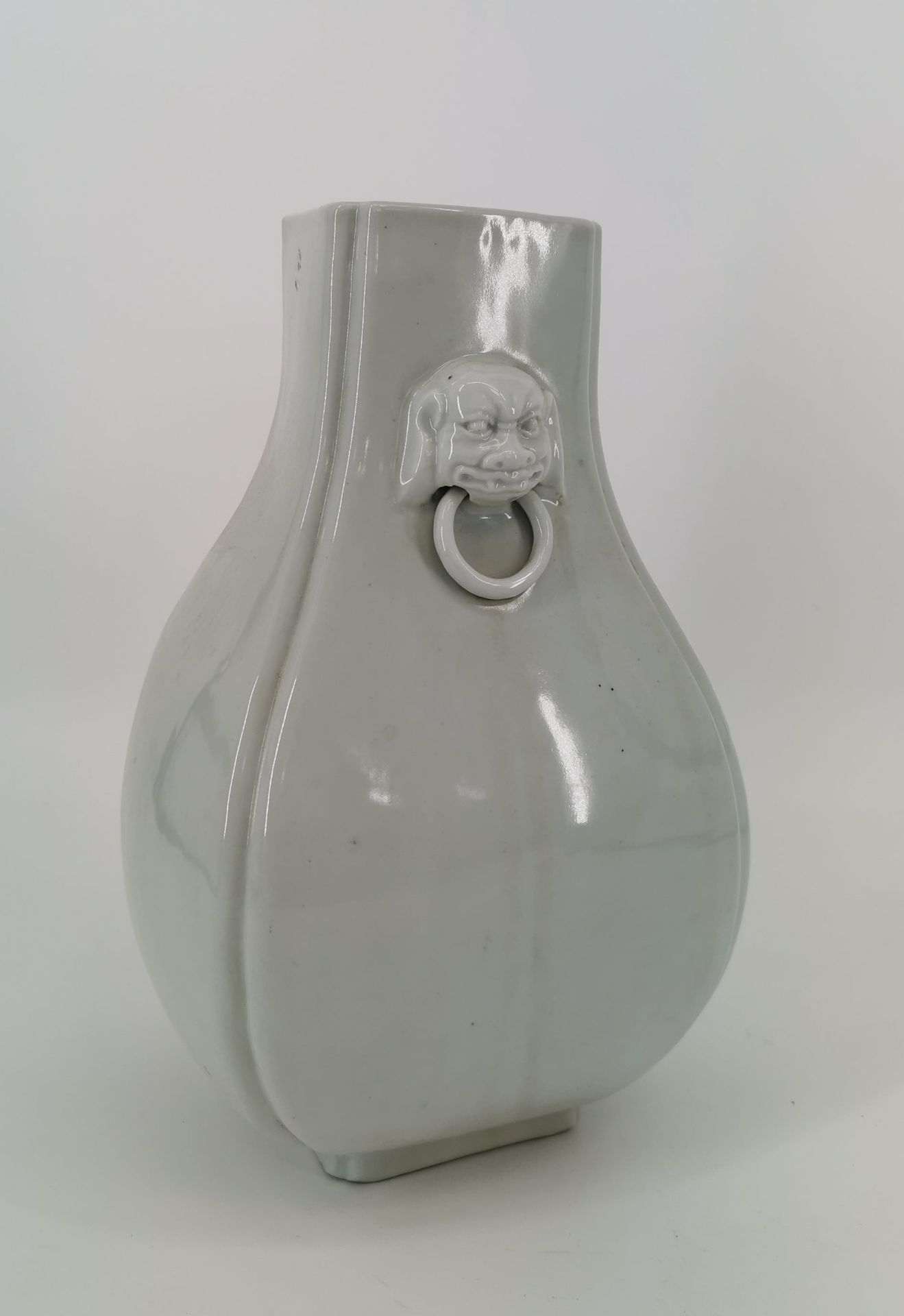 BLANC DE CHINE VASE - Image 2 of 5