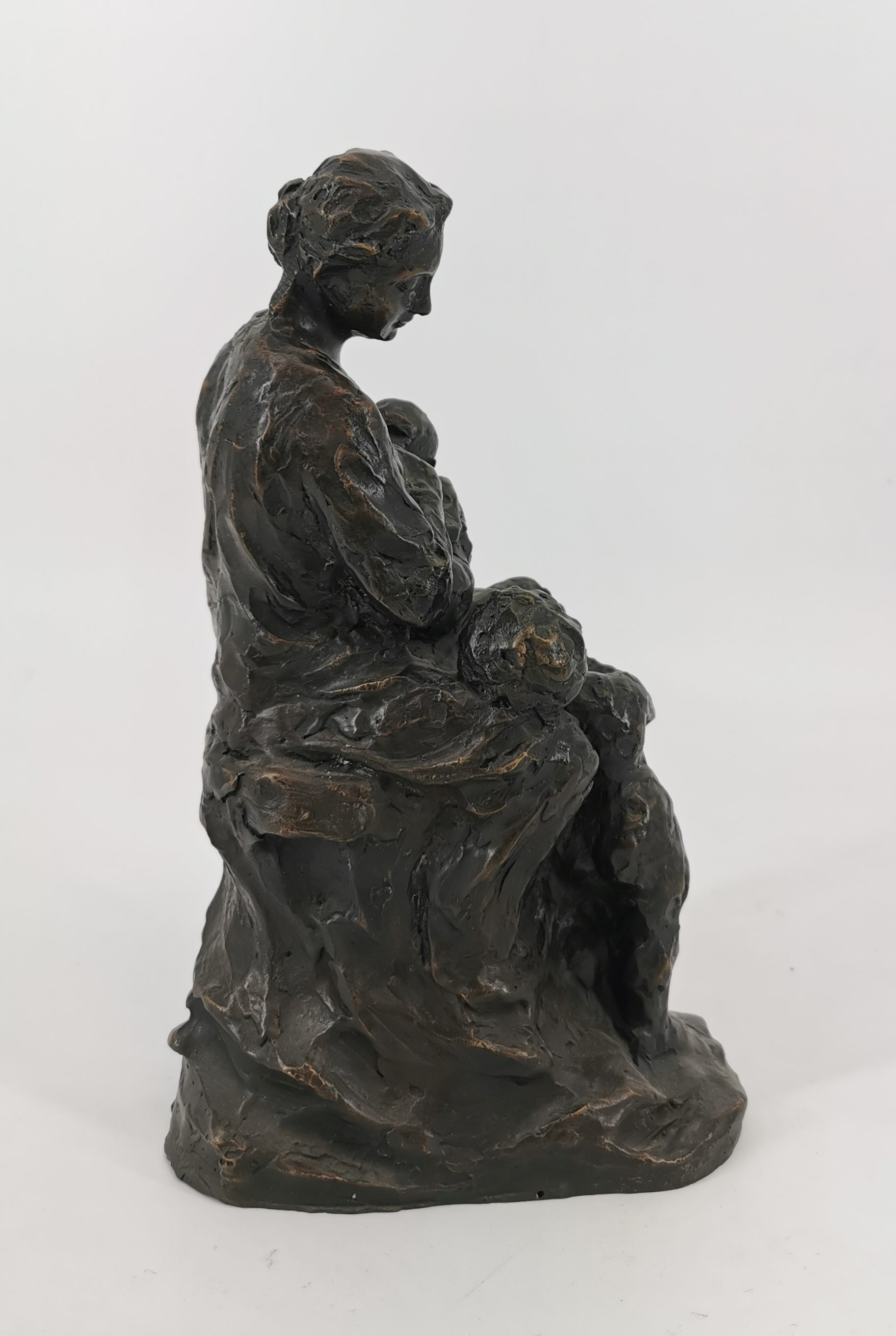 SCULPTURE - MOTHER WITH HER CHILDREN - Image 6 of 8