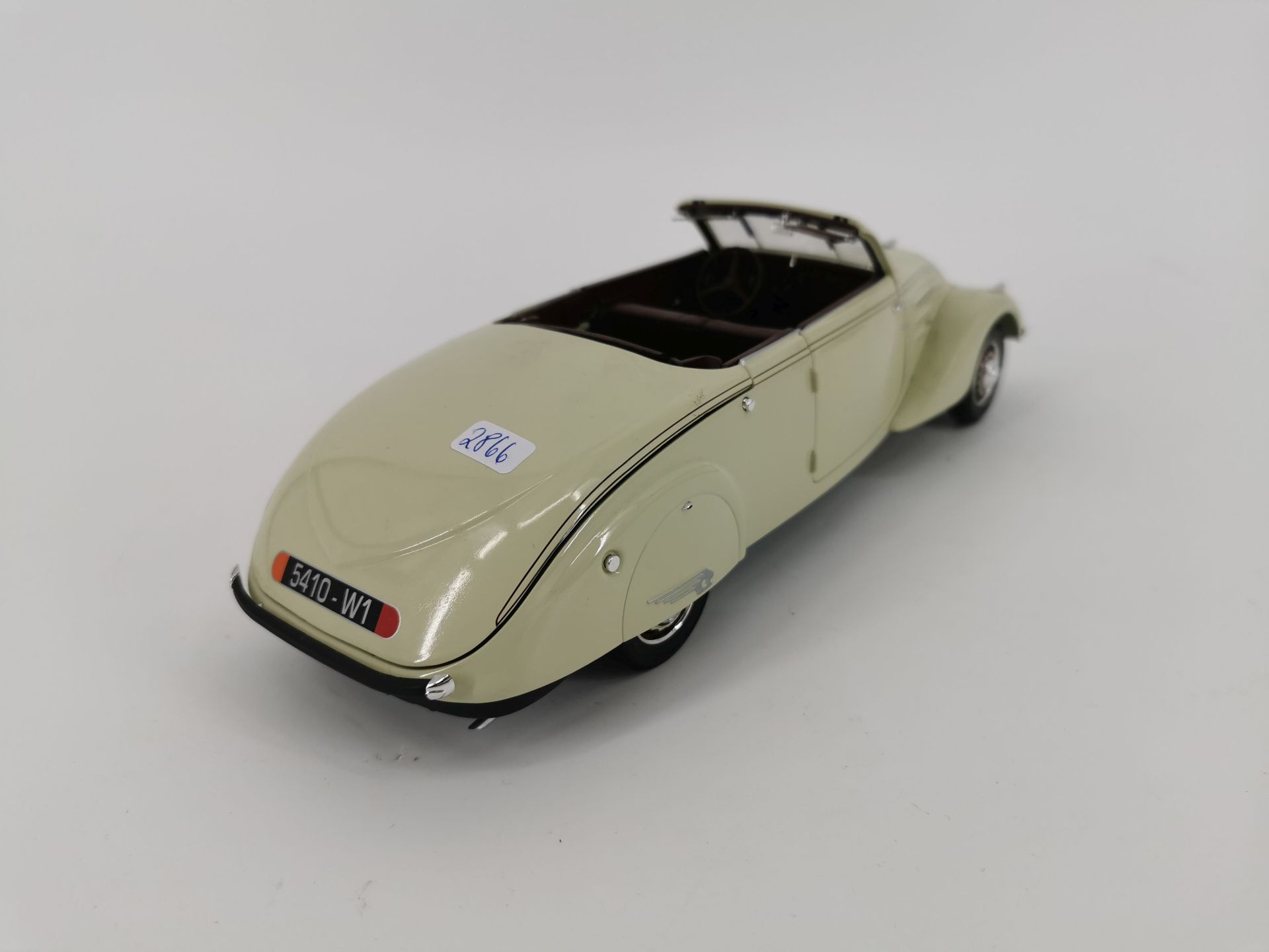 MODEL CAR - Image 3 of 6