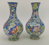 PAIR OF VASES 