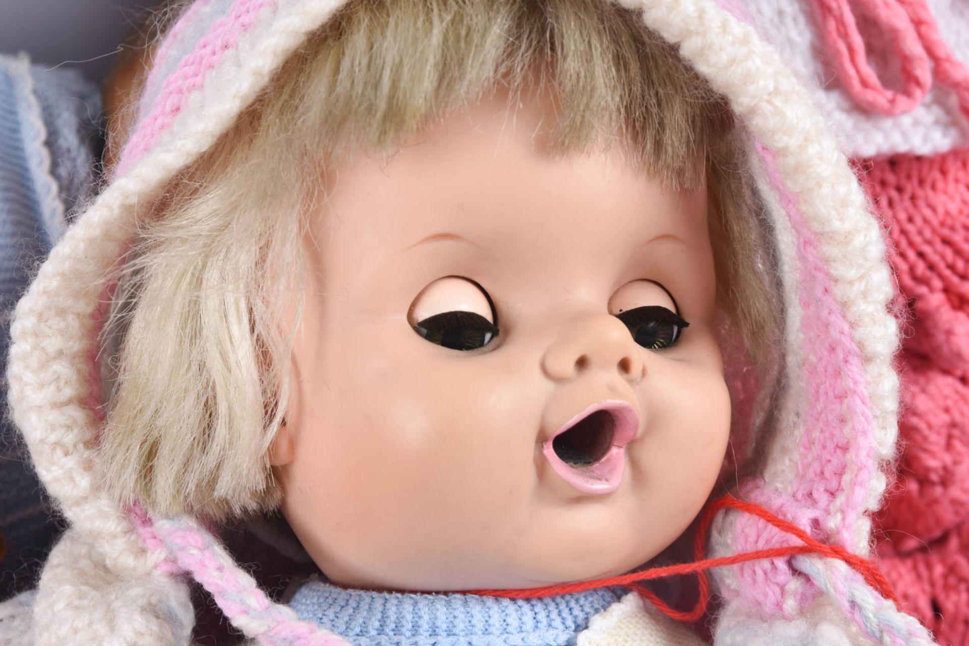 Konvolut Puppen mit Zubehör - Bild 12 aus 31