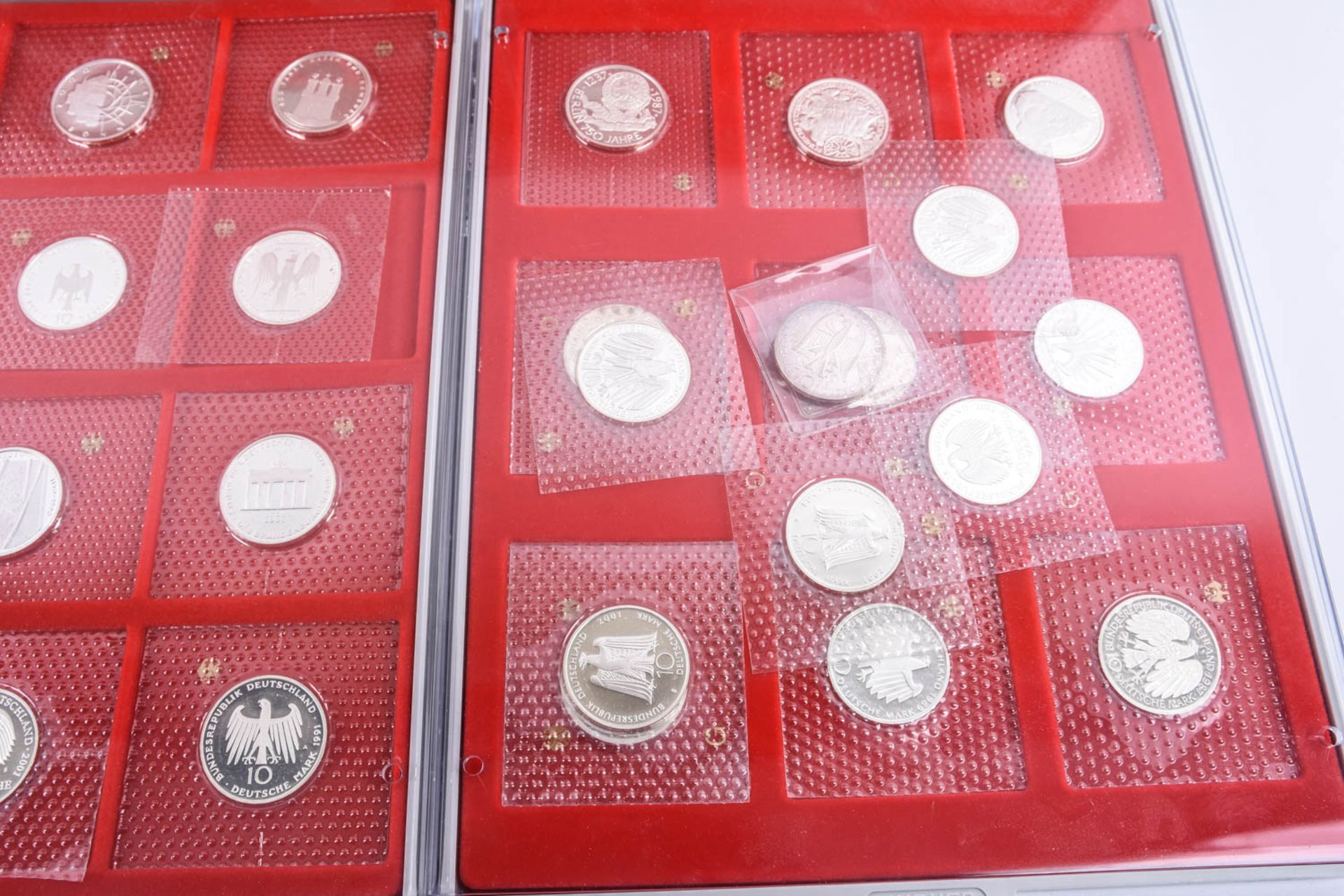 10 DM Konvolut aus 75 Silbermünzen, PP 1987 bis 200, komplett - Image 2 of 7