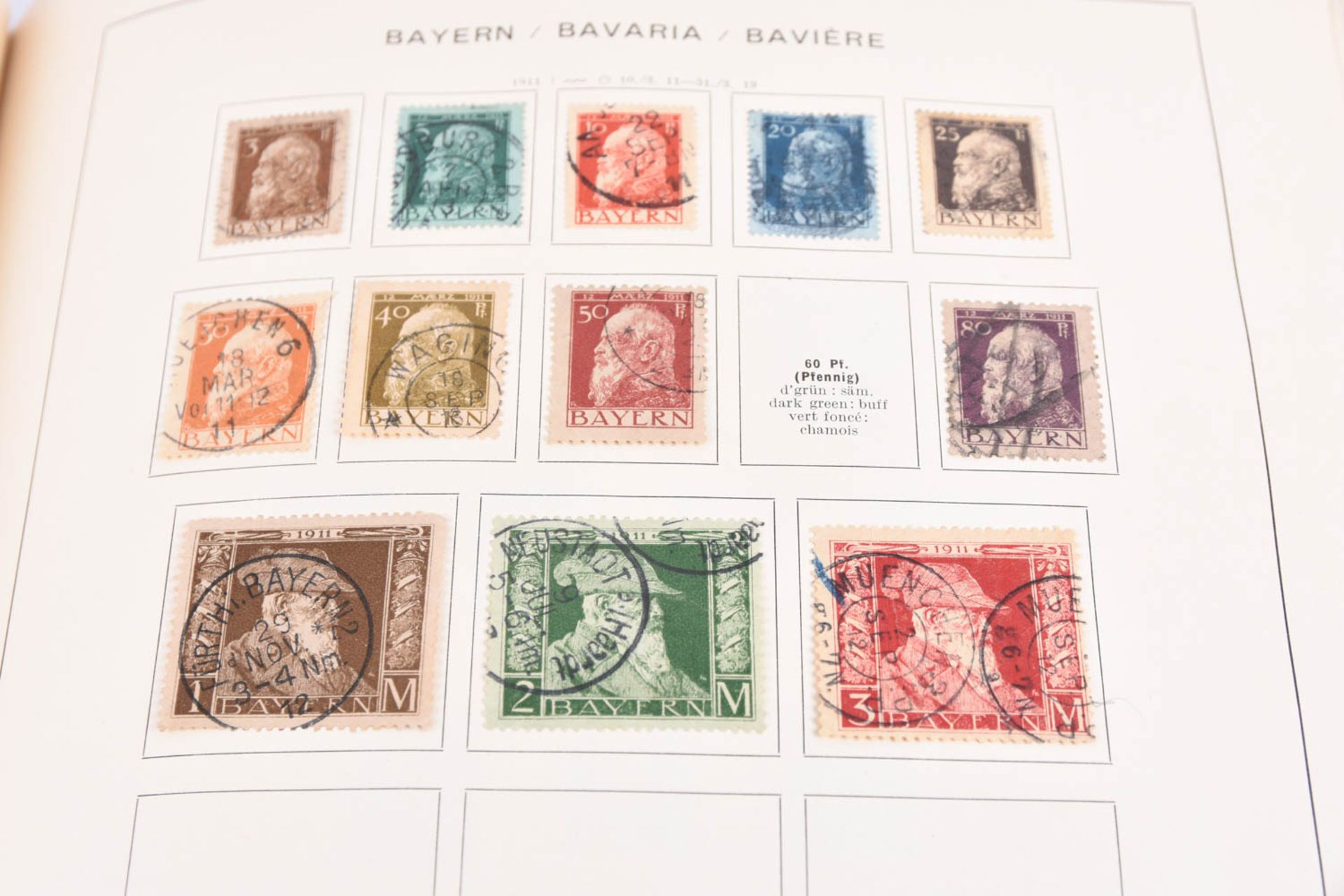 Briefmarken Europa in zwei alten Schaubek Vordruckalben,  von A bis Z, 1938 - Bild 4 aus 55
