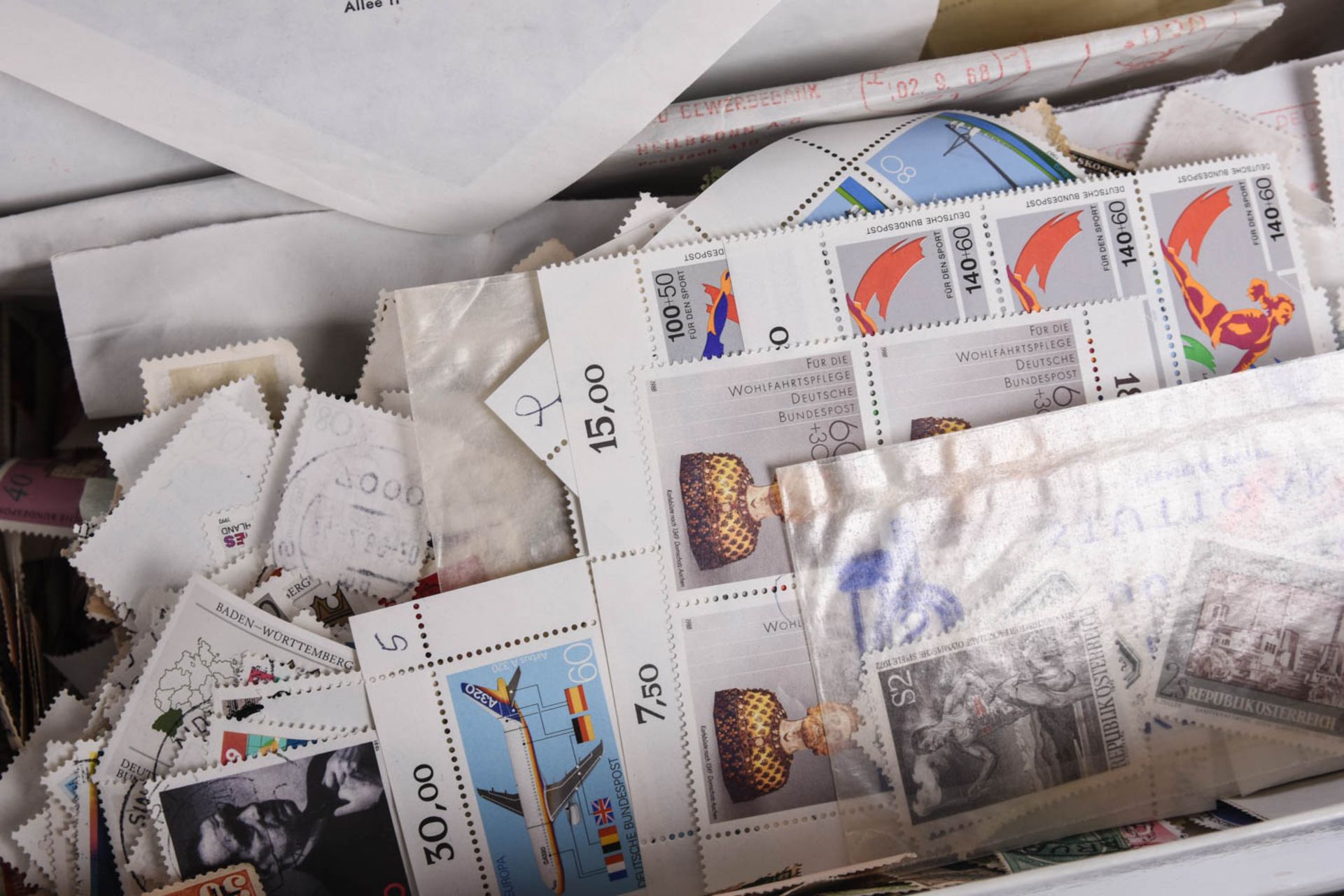 Briefmarken Nachlass in 13 Alben u. Schatullen - Bild 9 aus 51