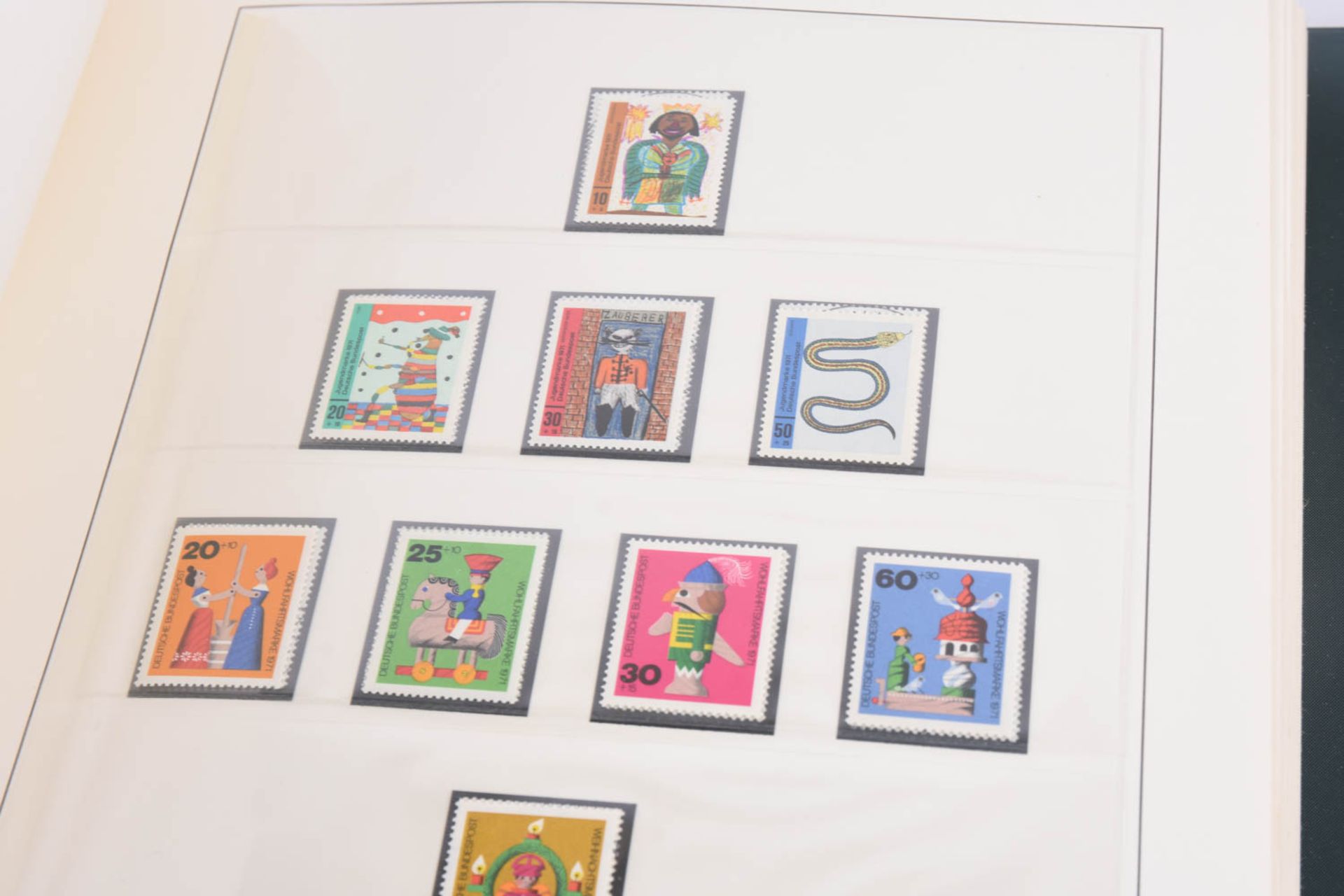 Briefmarken Nachlass in 23 Alben, darunter viel Deutschland - Bild 161 aus 211