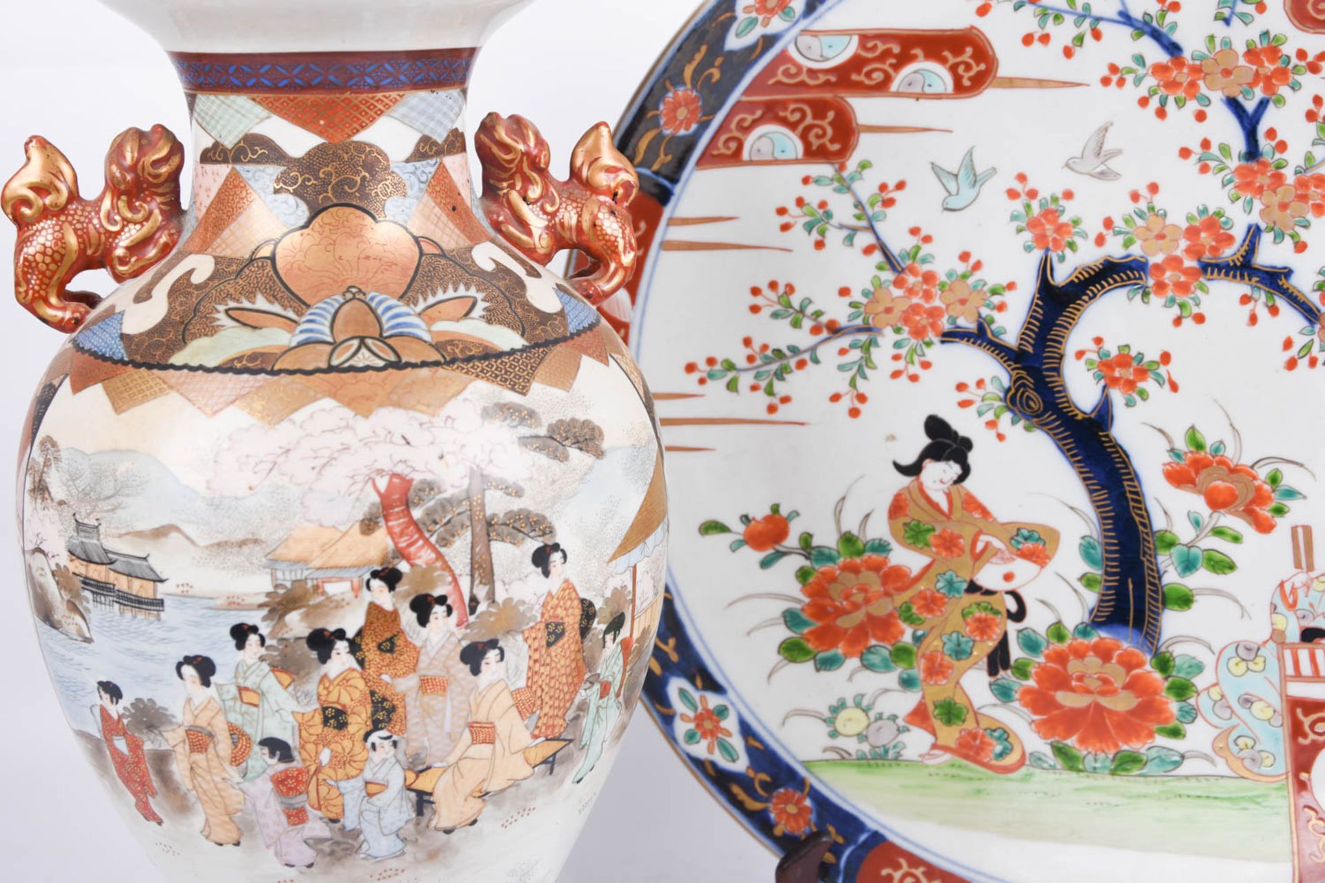 Japanischer Wandteller und chinesische Vase - Bild 2 aus 19