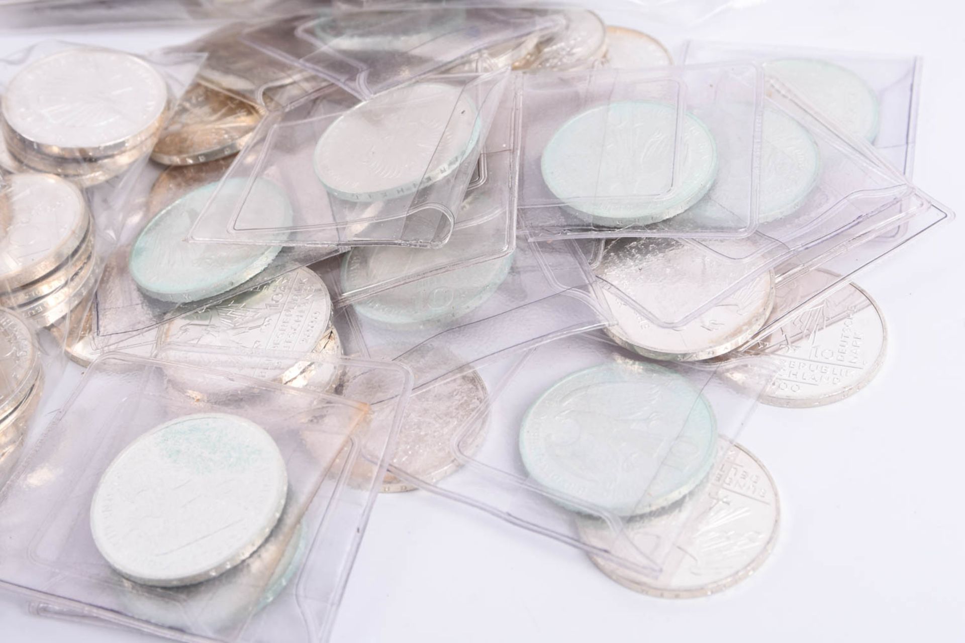 Großes Konvolut Münzen mit 5 u. 10 Mark und 10 Euro - Bild 5 aus 9