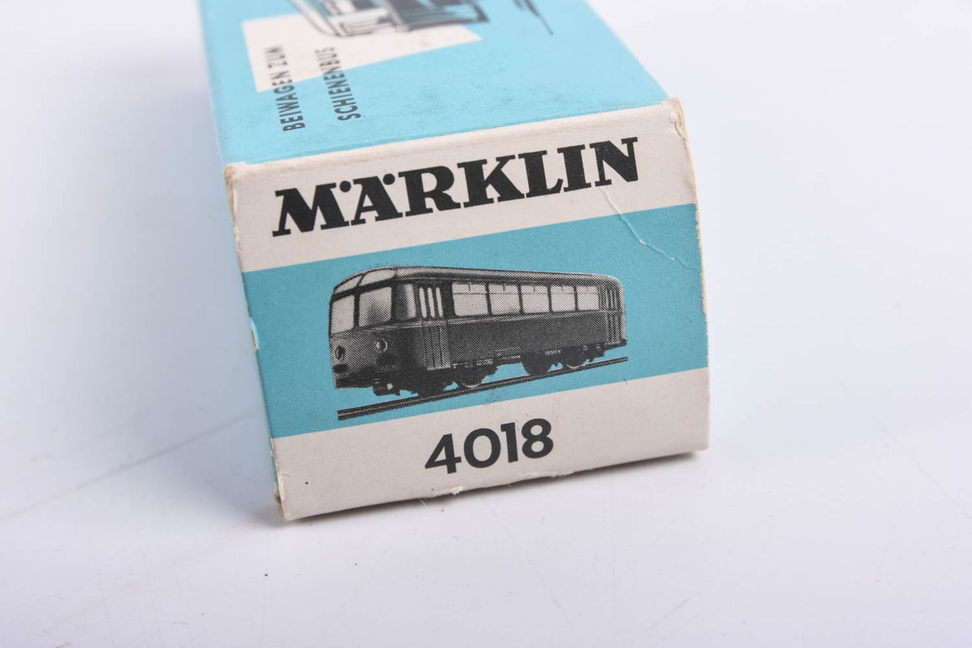 Märklin H0, 3x 3016 Schienenbus DB rot, mit Märklin Primex 3018 H0 Schienenbus - Bild 2 aus 8