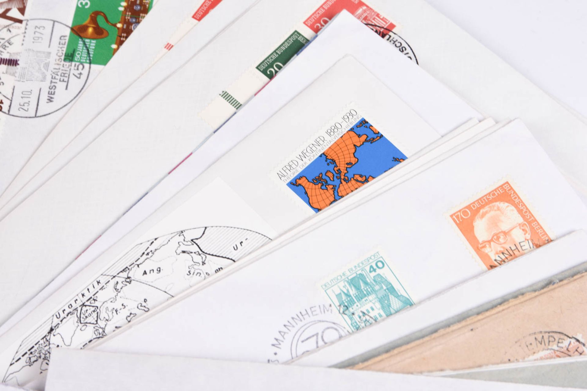 Briefmarken Nachlass in 23 Alben, darunter viel Deutschland - Bild 27 aus 211
