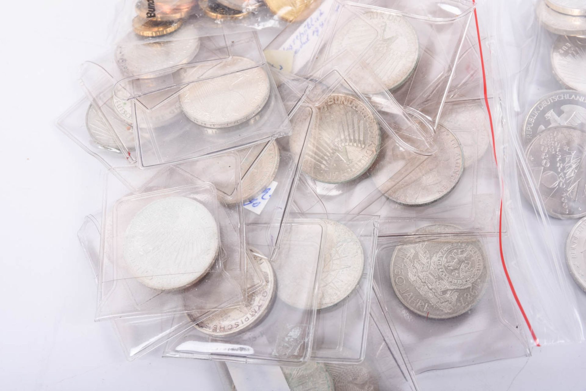 Großes Konvolut Münzen mit 5 u. 10 Mark und 10 Euro - Bild 6 aus 9