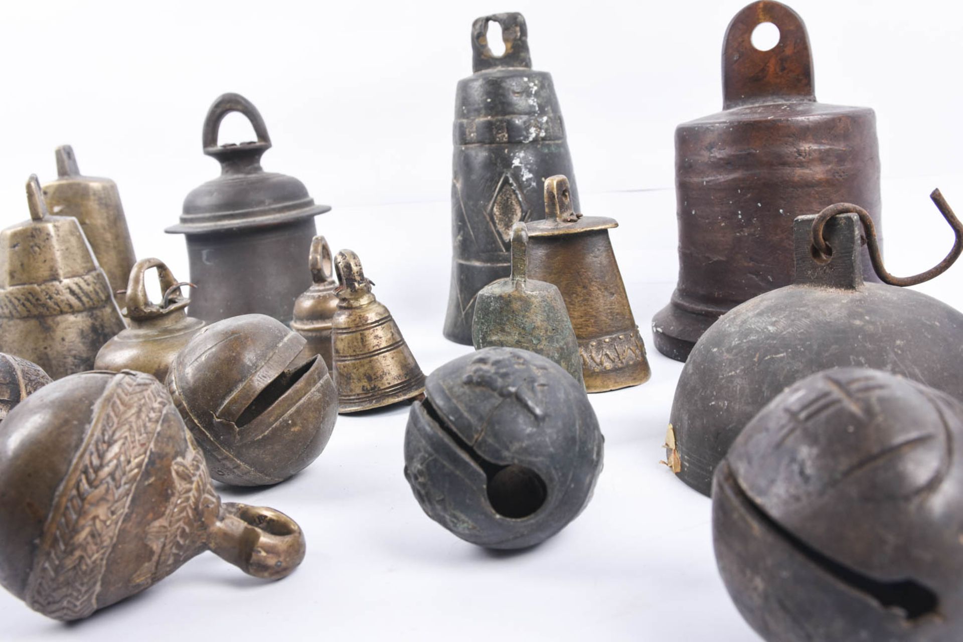 Konvolut Messing- und Bronze-Glocken - Bild 13 aus 13
