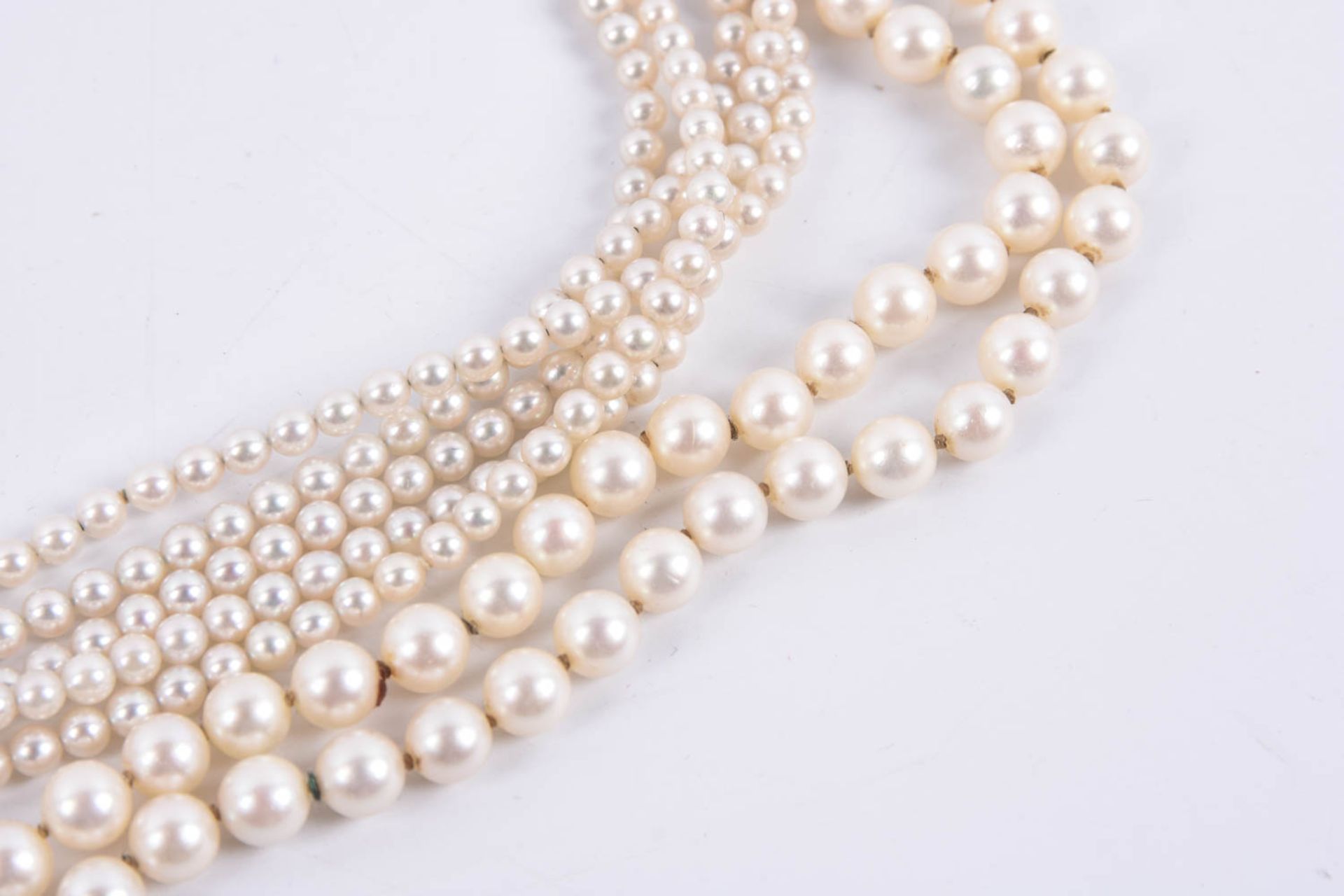 Zwei Perlenketten - Bild 3 aus 4