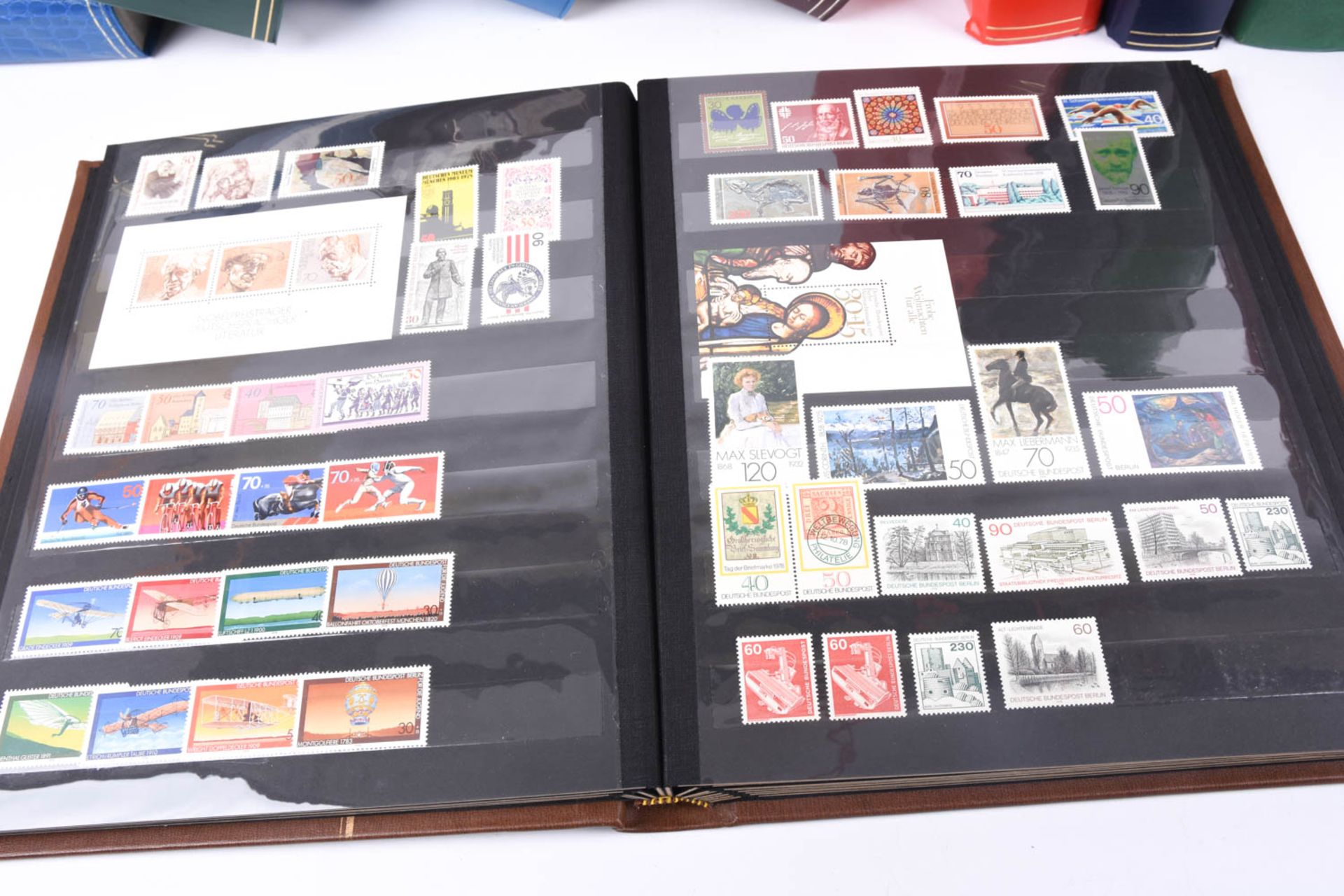 Briefmarken Nachlass in 23 Alben, darunter viel Deutschland - Bild 67 aus 211
