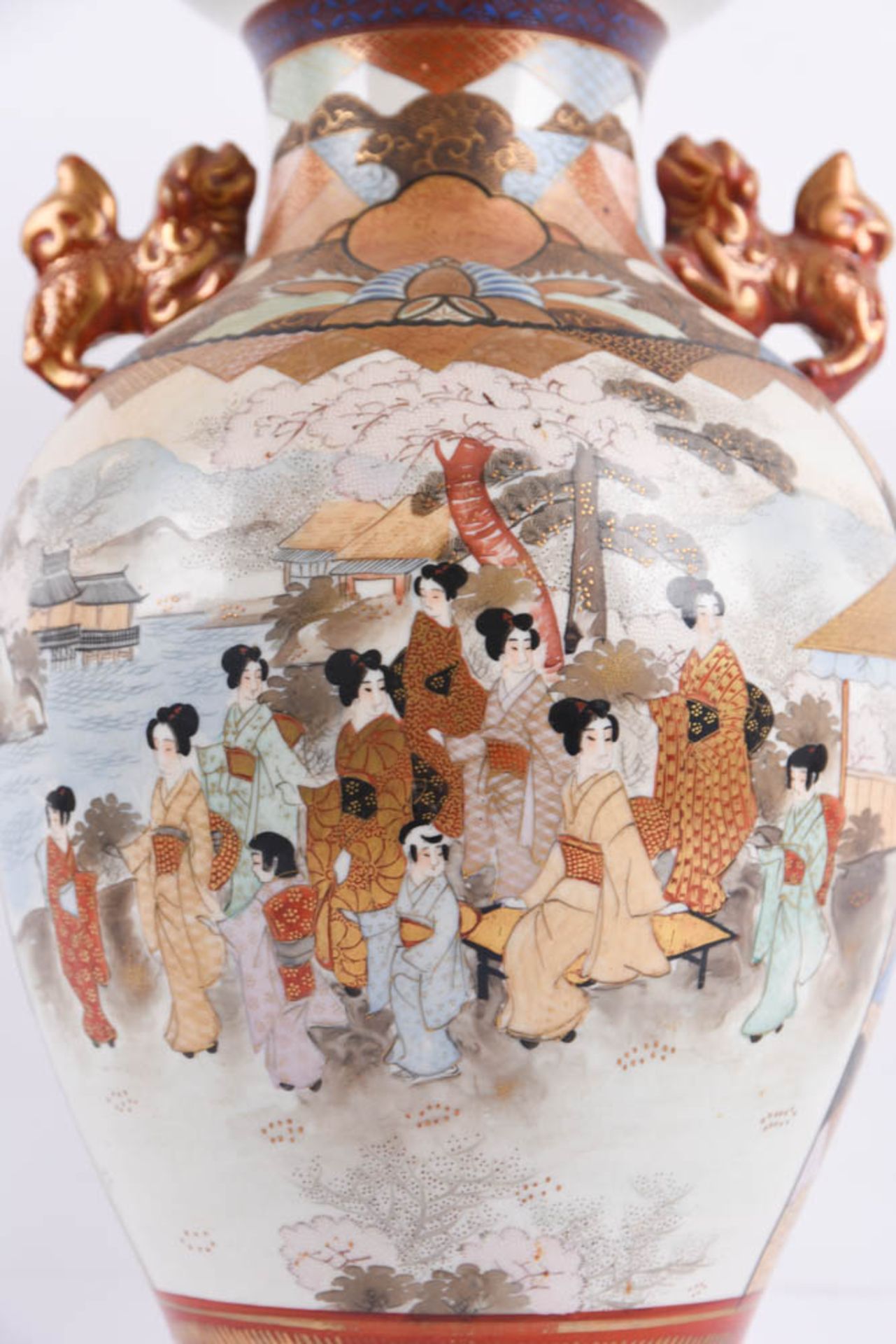 Japanischer Wandteller und chinesische Vase - Bild 5 aus 19