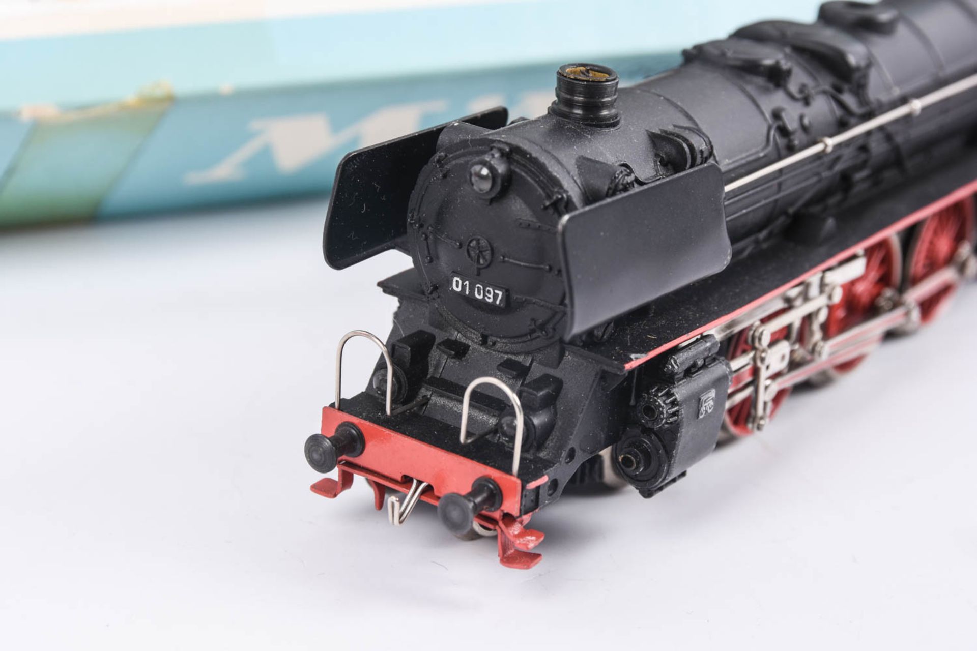 Märklin H0, 2x Dampflokomotive 3048 - BR 01 der DB - Bild 4 aus 11