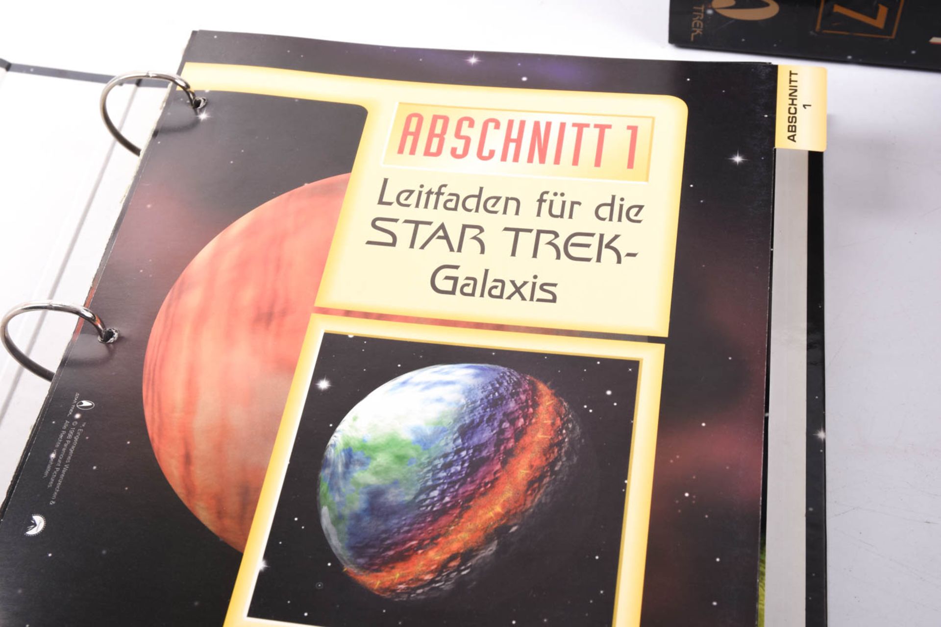 Die offiziellen Star Trek Fakten und Infos, 16 Ordner mit Abschnitt 1 - 7 - Bild 12 aus 18