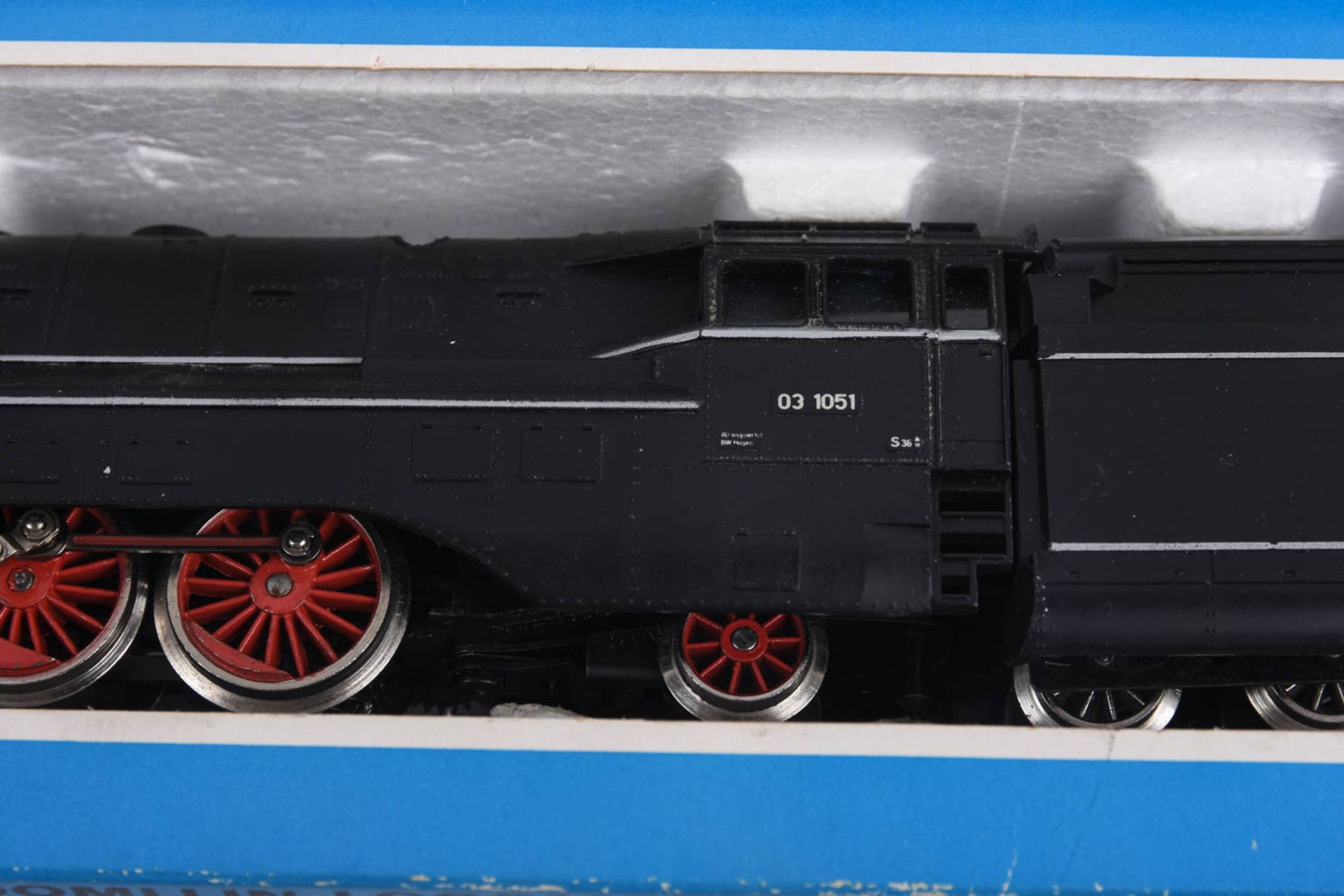 Märklin H0 3094 .1 ++ Dampflok BR 03 1051 Stromlinie der DRG in OVP - Bild 6 aus 7