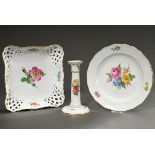 3 Diverse Teile Meissen mit Blumendekoren, 20.Jh.: eckige Schale mit durchbrochener Wandung (23x23c