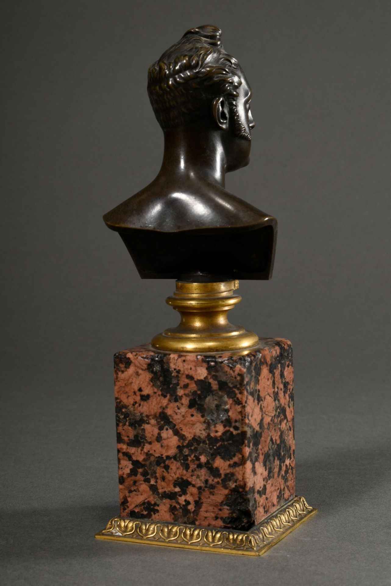 Rauch, Christian Daniel (1777-1857) Büste "Zar Nikolaus I (1796-1855)", brunierte Bronze auf feuerv - Bild 3 aus 8