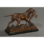 Lecourtier, Prosper (1855-1924) "Jagdhund einen Fasan apportierend", Bronze auf Marmor Sockel, 14x1