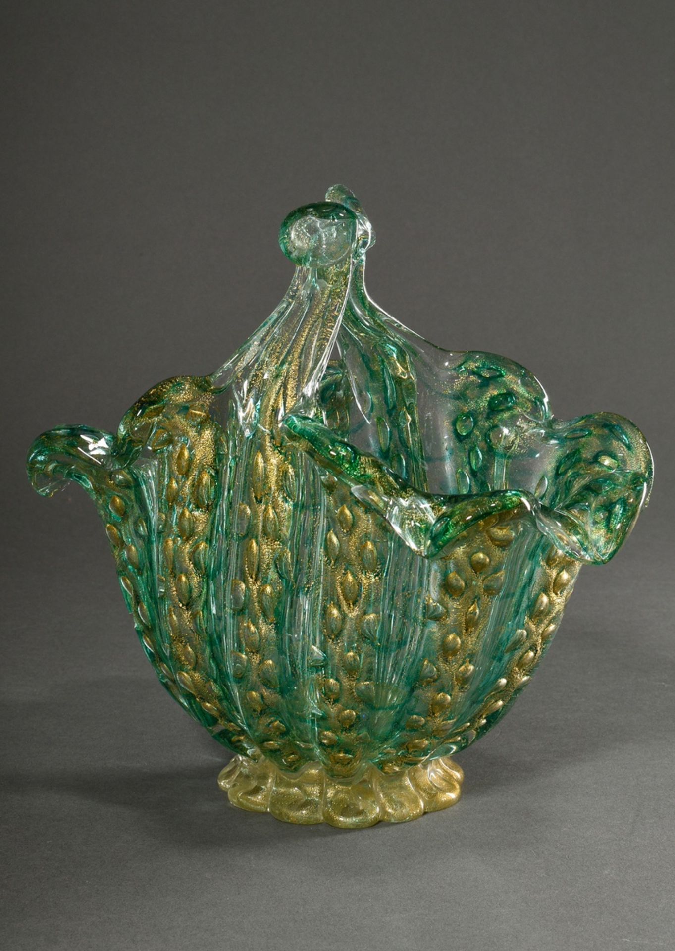Barovier & Toso Korb, farbloses Kristallglas mit eingeschmolzenem grünem Granulat und Goldfolien so - Bild 2 aus 4