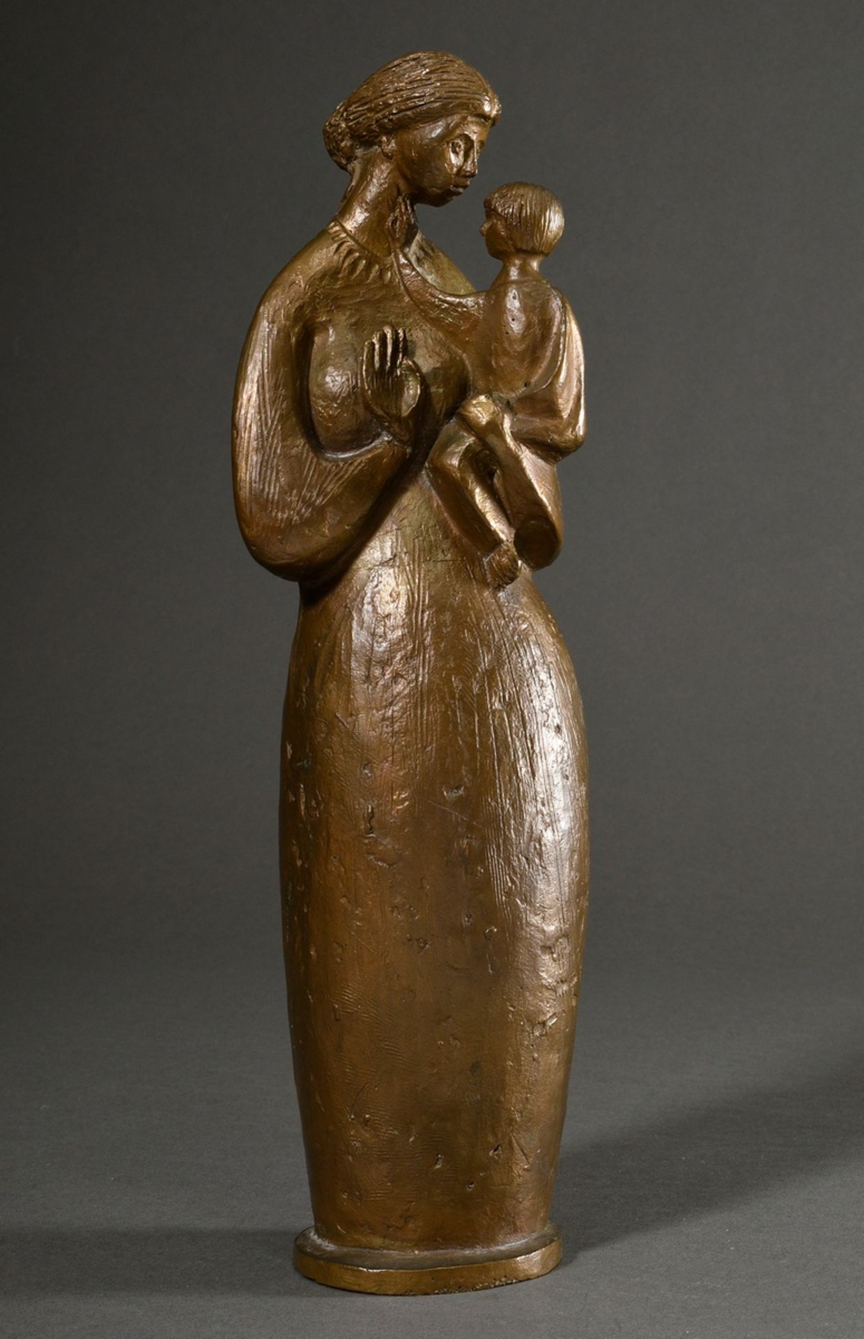 Baron, Josef (1920-2020) "Stehende Mutter Gottes mit Kind", Bronze, H. 36,5m