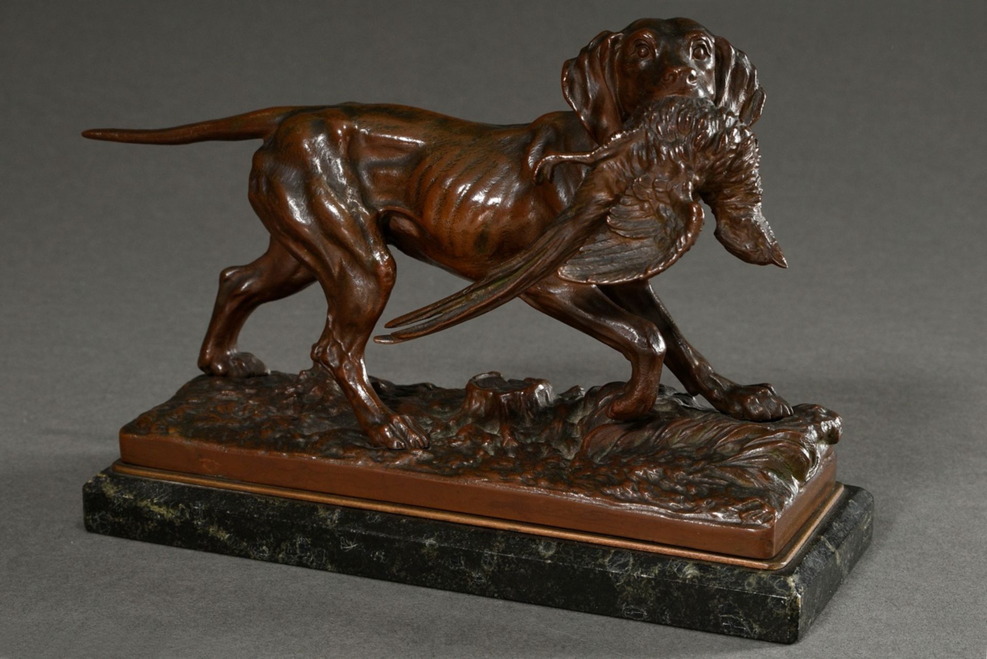 Lecourtier, Prosper (1855-1924) "Jagdhund einen Fasan apportierend", Bronze auf Marmor Sockel, 14x1 - Bild 2 aus 5