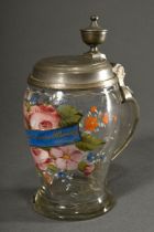 Biedermeier Glas Humpen mit polychromer Emaillemalerei Blumenbouquet und Spruchband "Dein Glück me