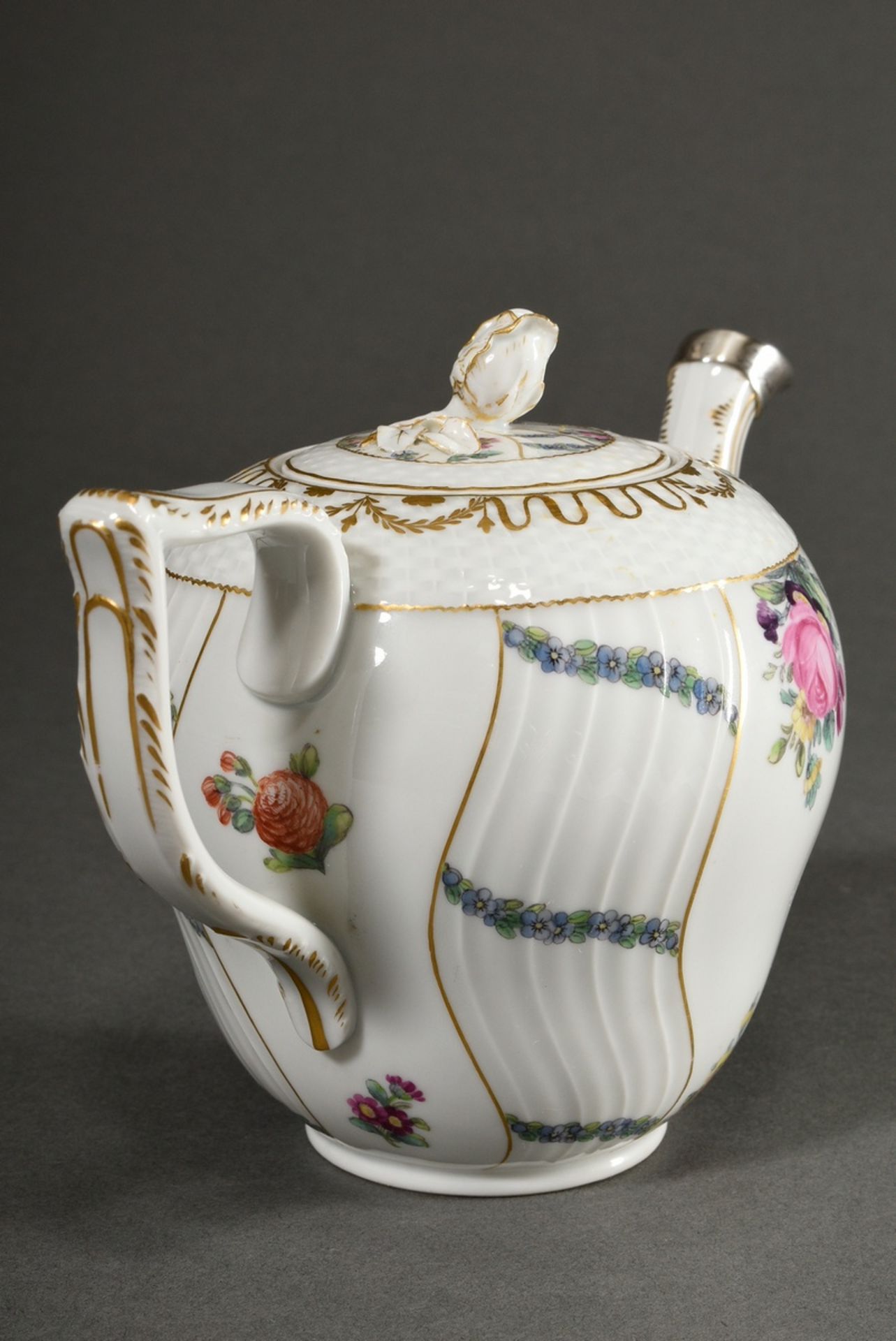 Royal Copenhagen teapot in new ozier relief with polychrome floral festoons and bouquets, gold deco - Image 3 of 7