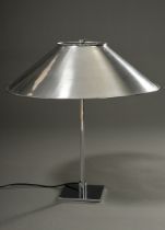 Design Tischlampe mit konischem Schirm auf Stangen-Stand mit eckiger Bodenplatte, Entw.: Peter Prel