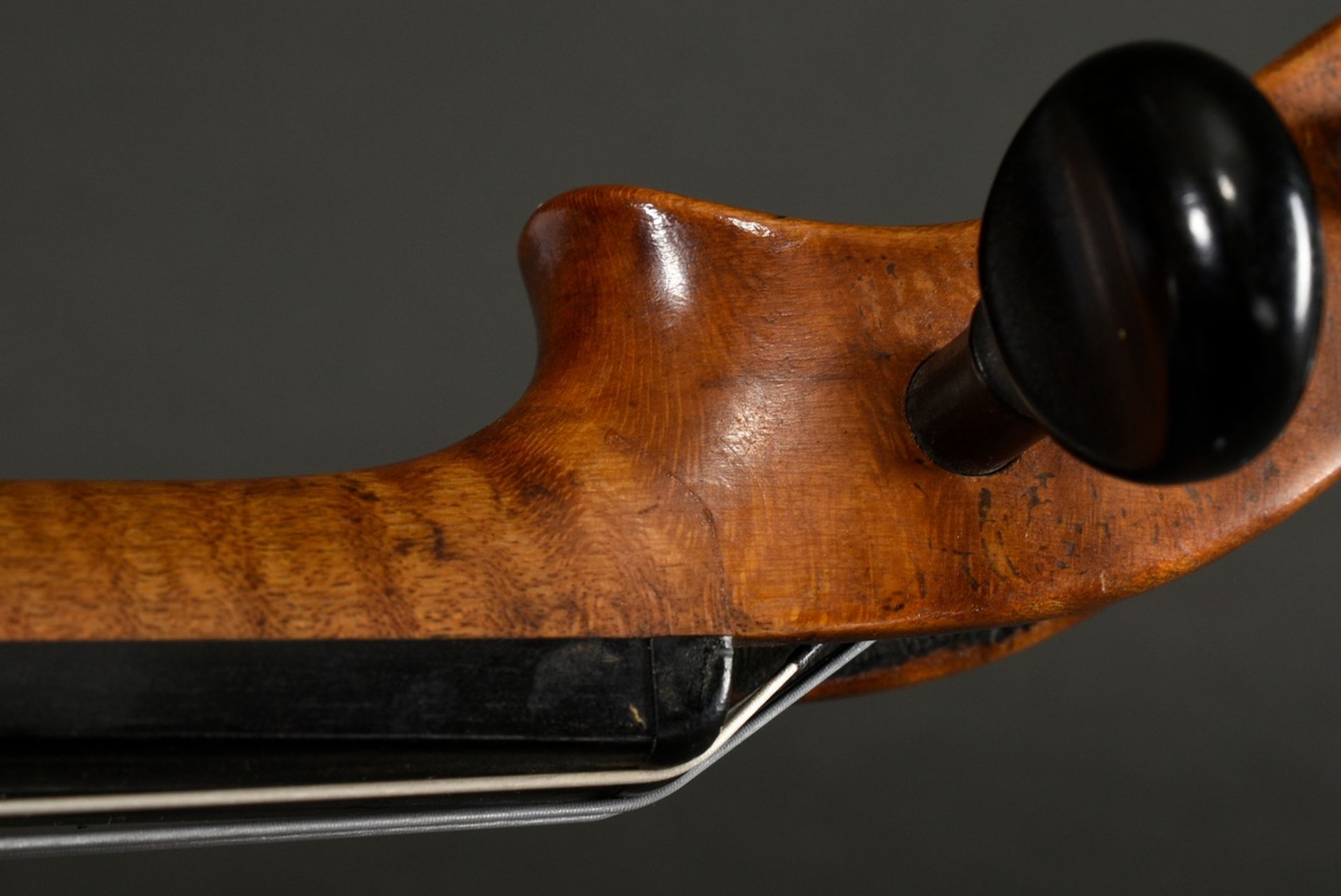 Elegant violin after Maggini, German 19th c., fine-grained spruce top, two-piece beautifully flamed - Image 15 of 16