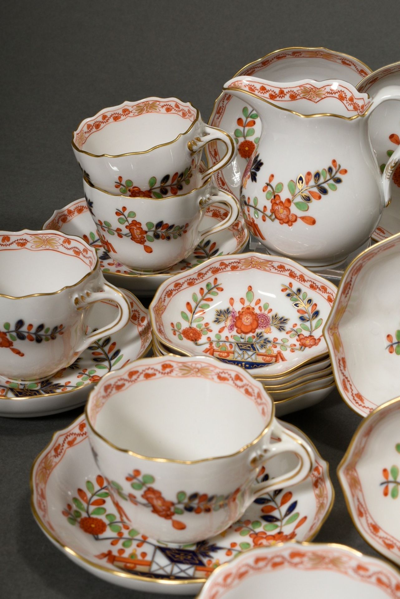 26 Pieces Meissen mocha service "Tischchenmuster" with gold staffage for 10 people, 20th c., consis - Image 4 of 6