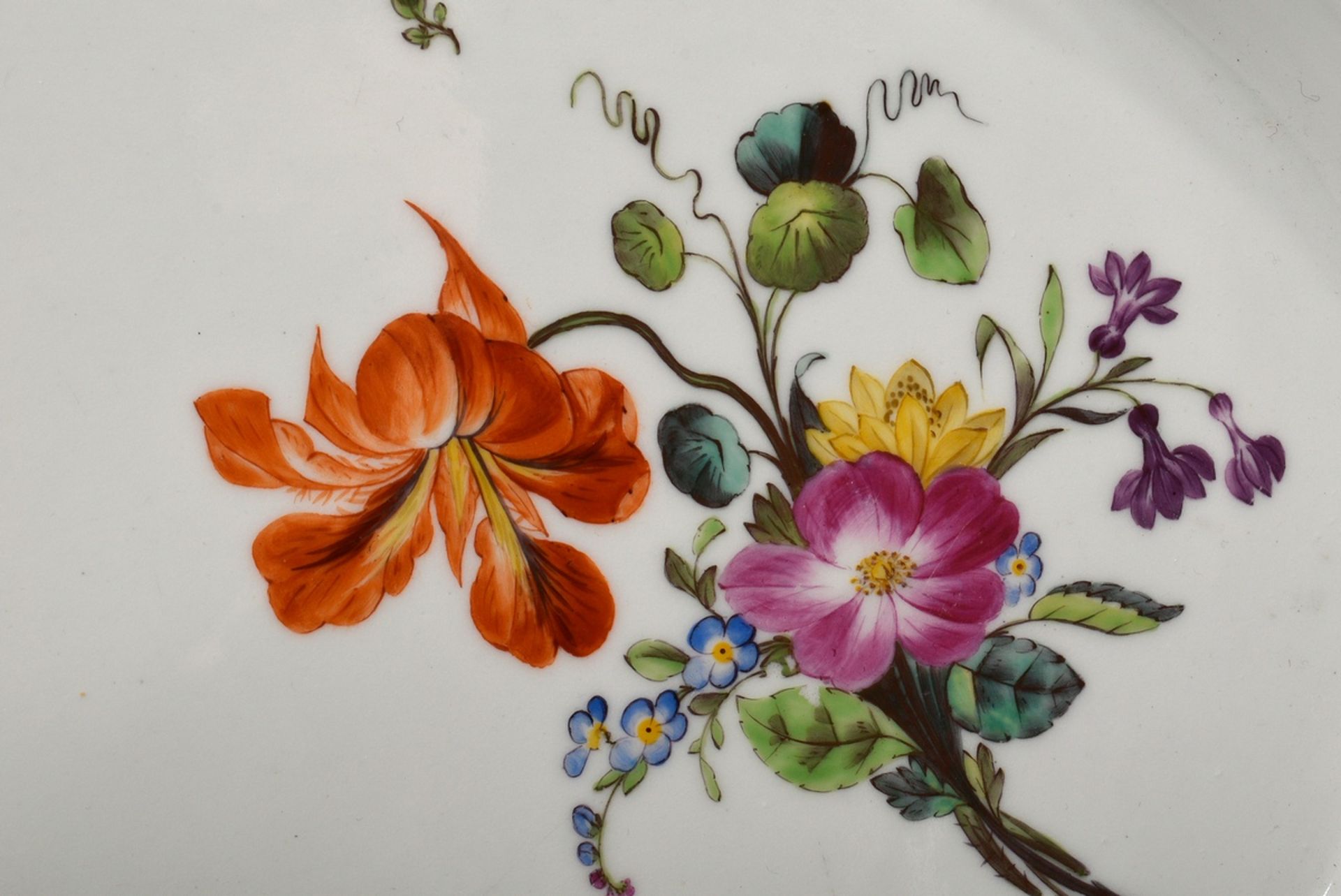 18 Teile KPM Speiseservice "Blumendekor", glatte Form, Berlin um 1800, bestehend aus: 5 Tassen/UT ( - Bild 9 aus 10