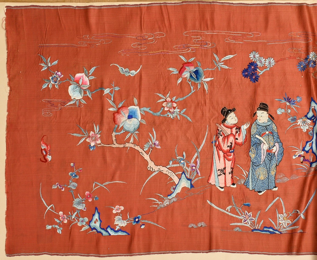 Chinese silk wall hanging with detailed flat embroidery in polychrome silk and gold threads "Audien - Image 5 of 14